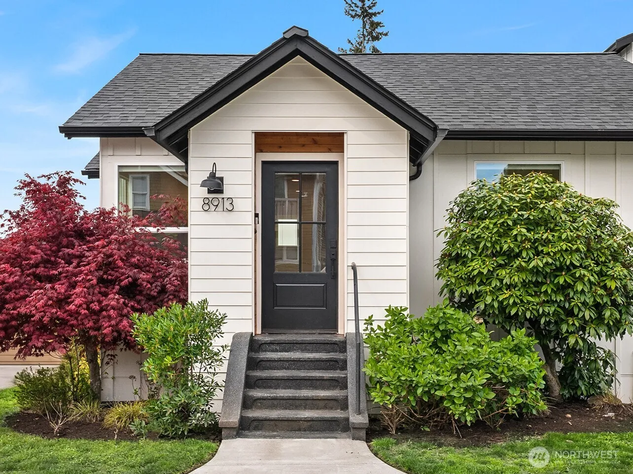 Property photo for 8913 8th Avenue Ne, Seattle
