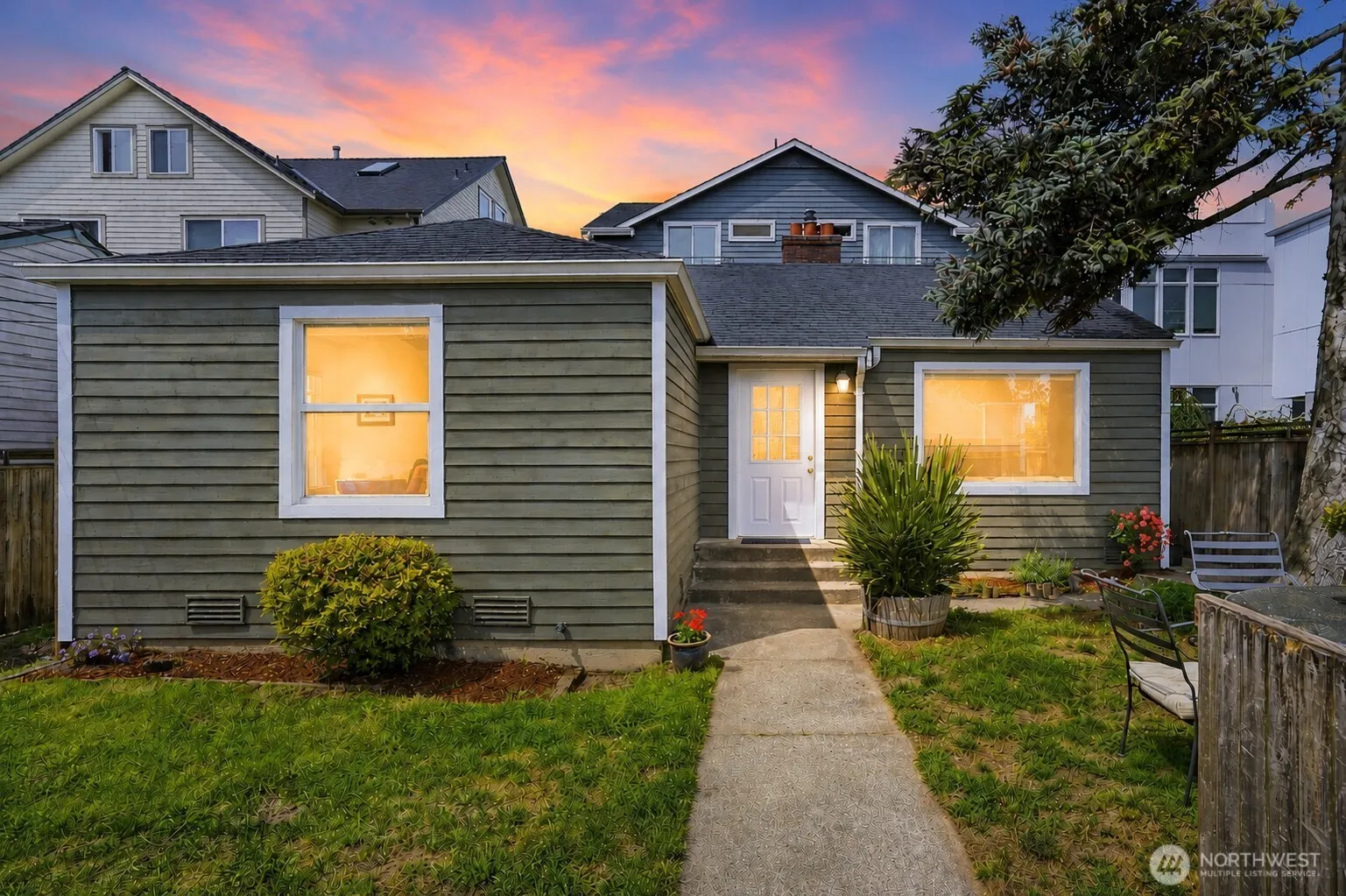 Property photo for 3637 22nd Avenue W, Seattle