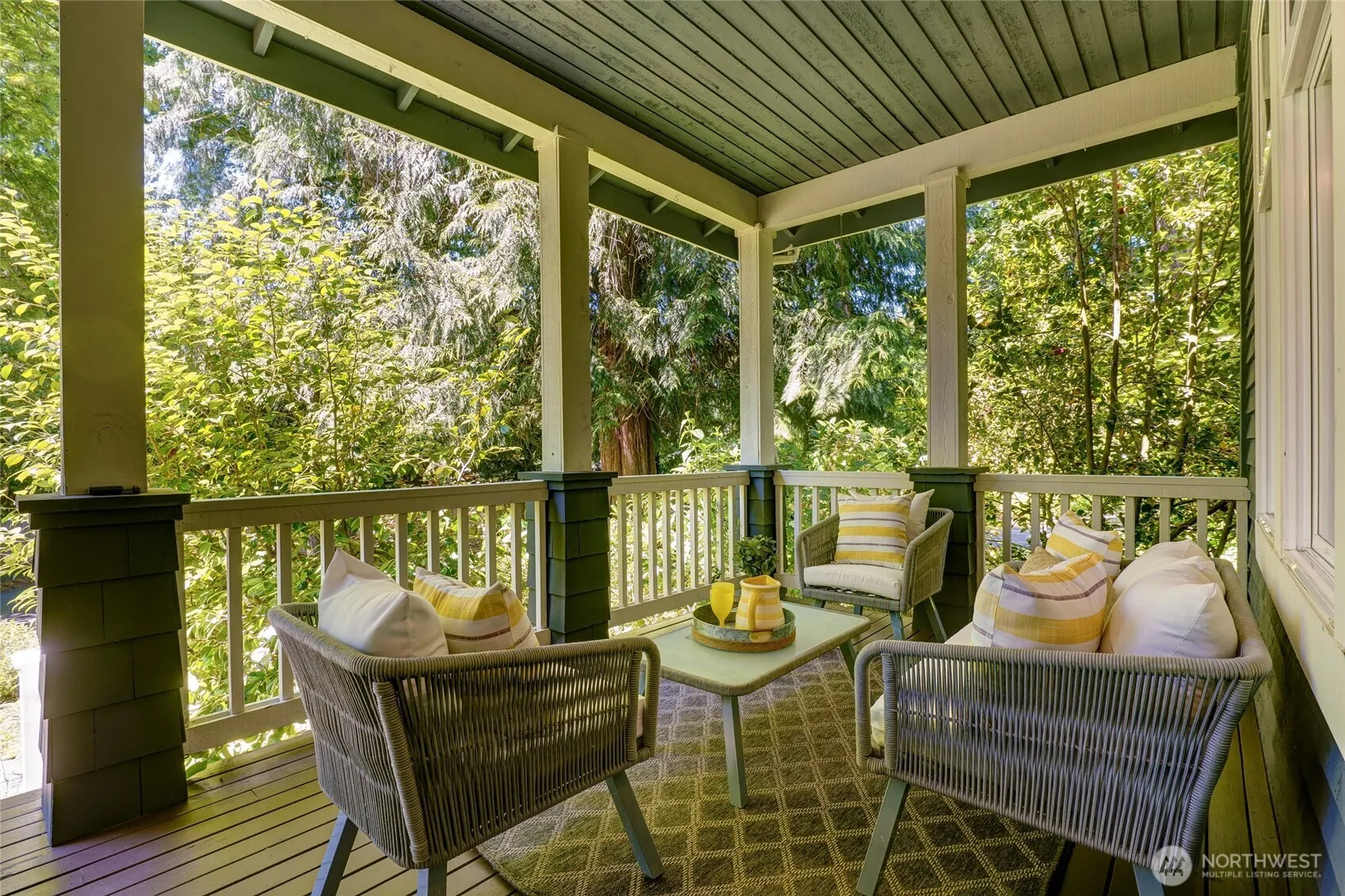 Property photo for 1406 218th Avenue Ne, Sammamish photo 2