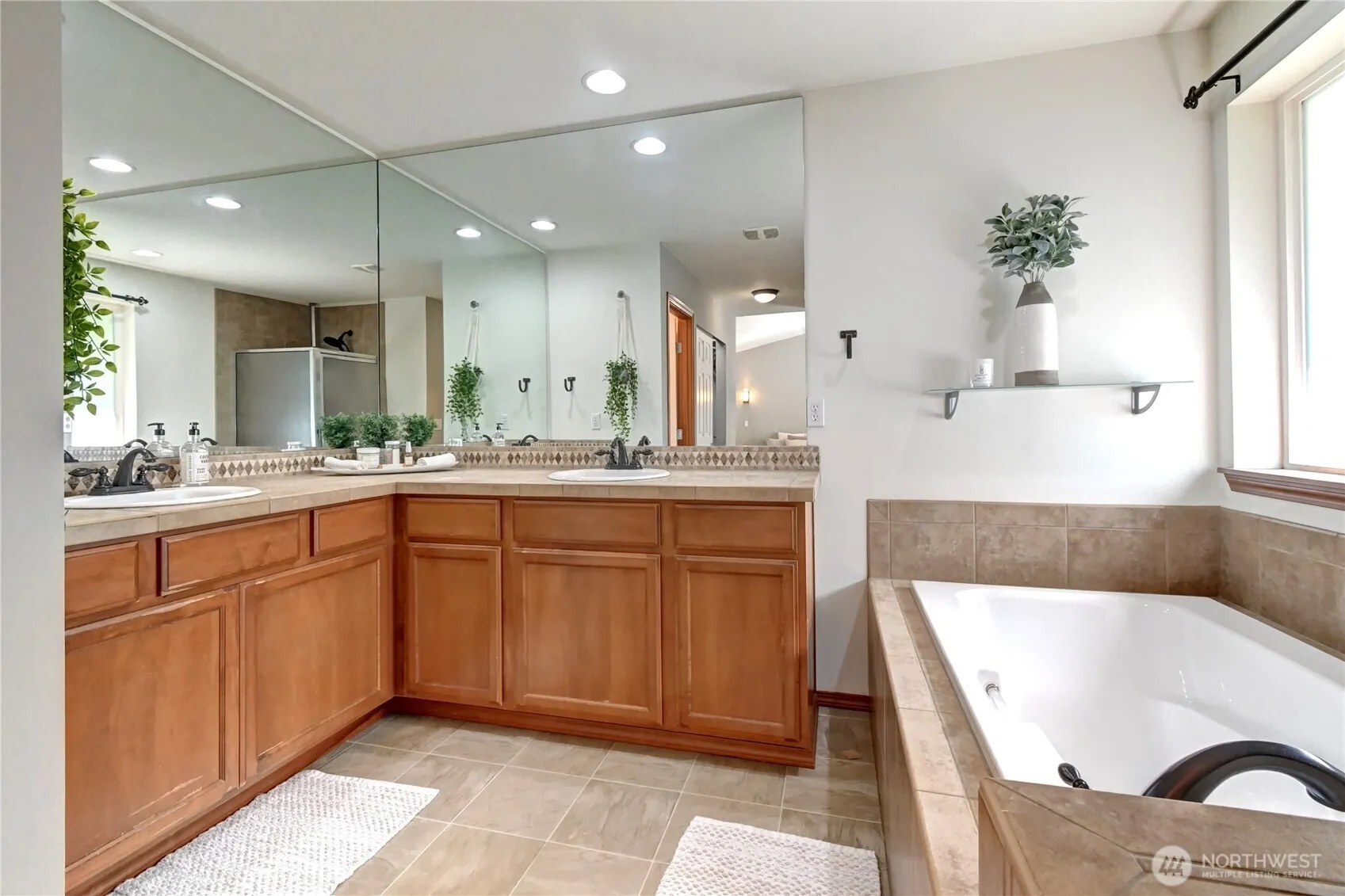 Property photo for 6710 84th Drive Se, Marysville photo 4