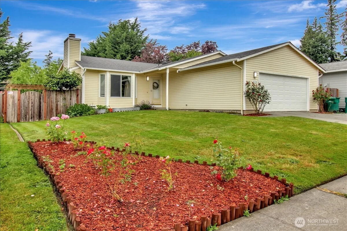 Property photo for 27236 Manor Place Nw, Stanwood