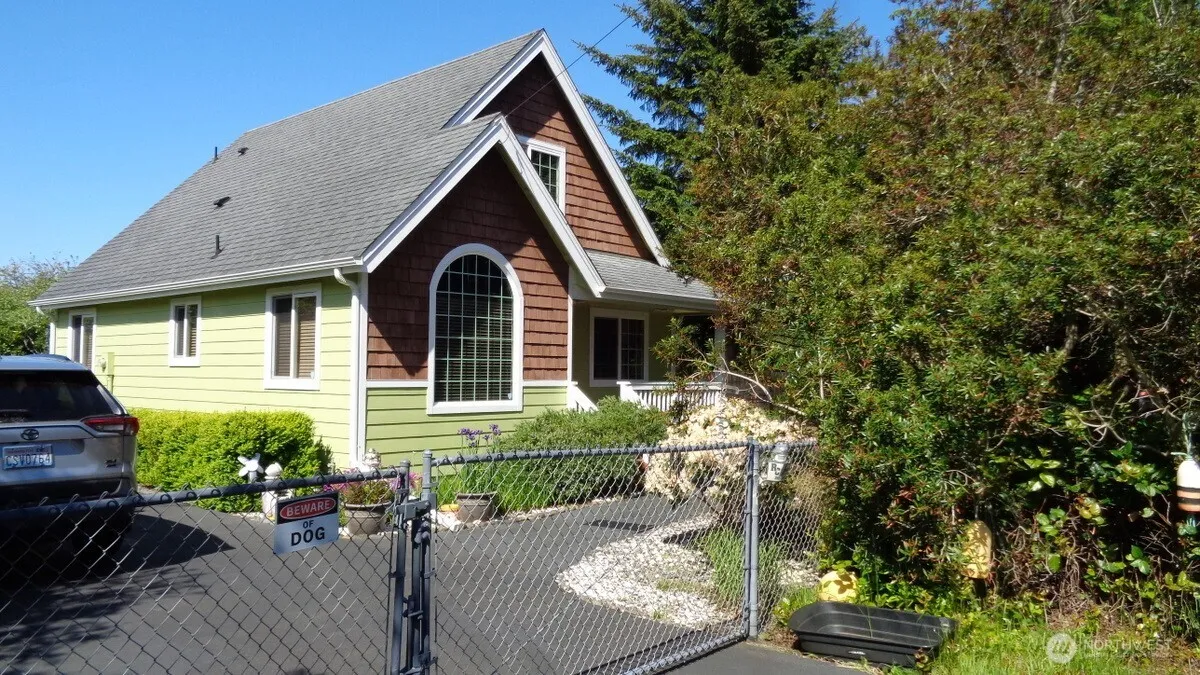 Property photo for 148 Wishkah Street Sw, Ocean Shores photo 2