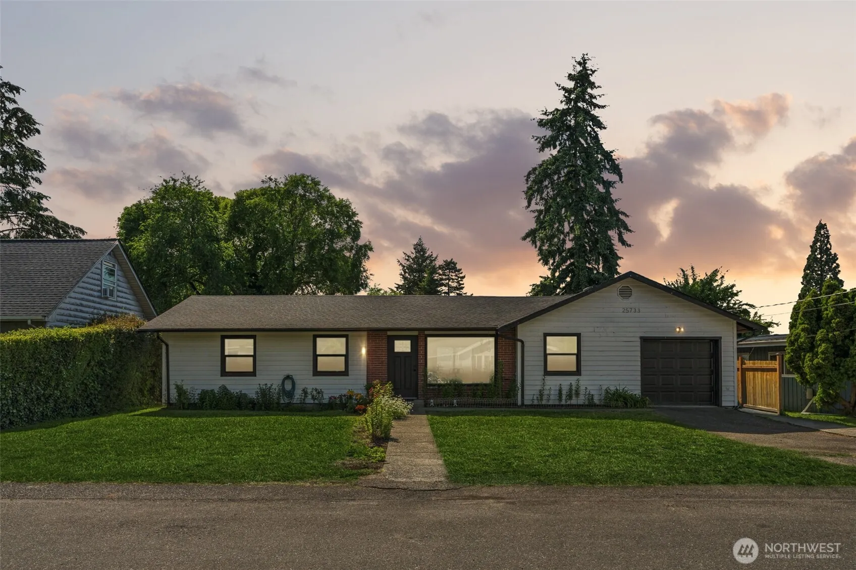 Property photo for 25733 19th Avenue S, Des Moines photo 4