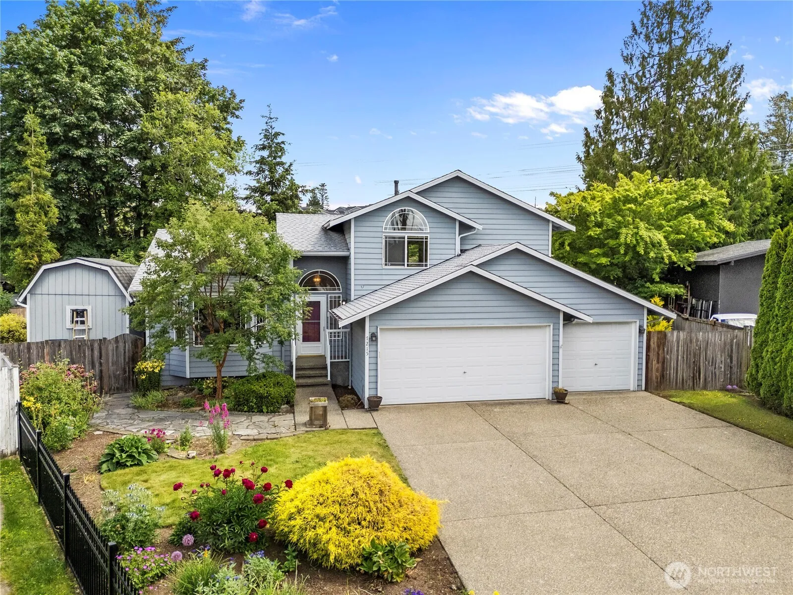 Property photo for 7215 79th Drive Ne, Marysville