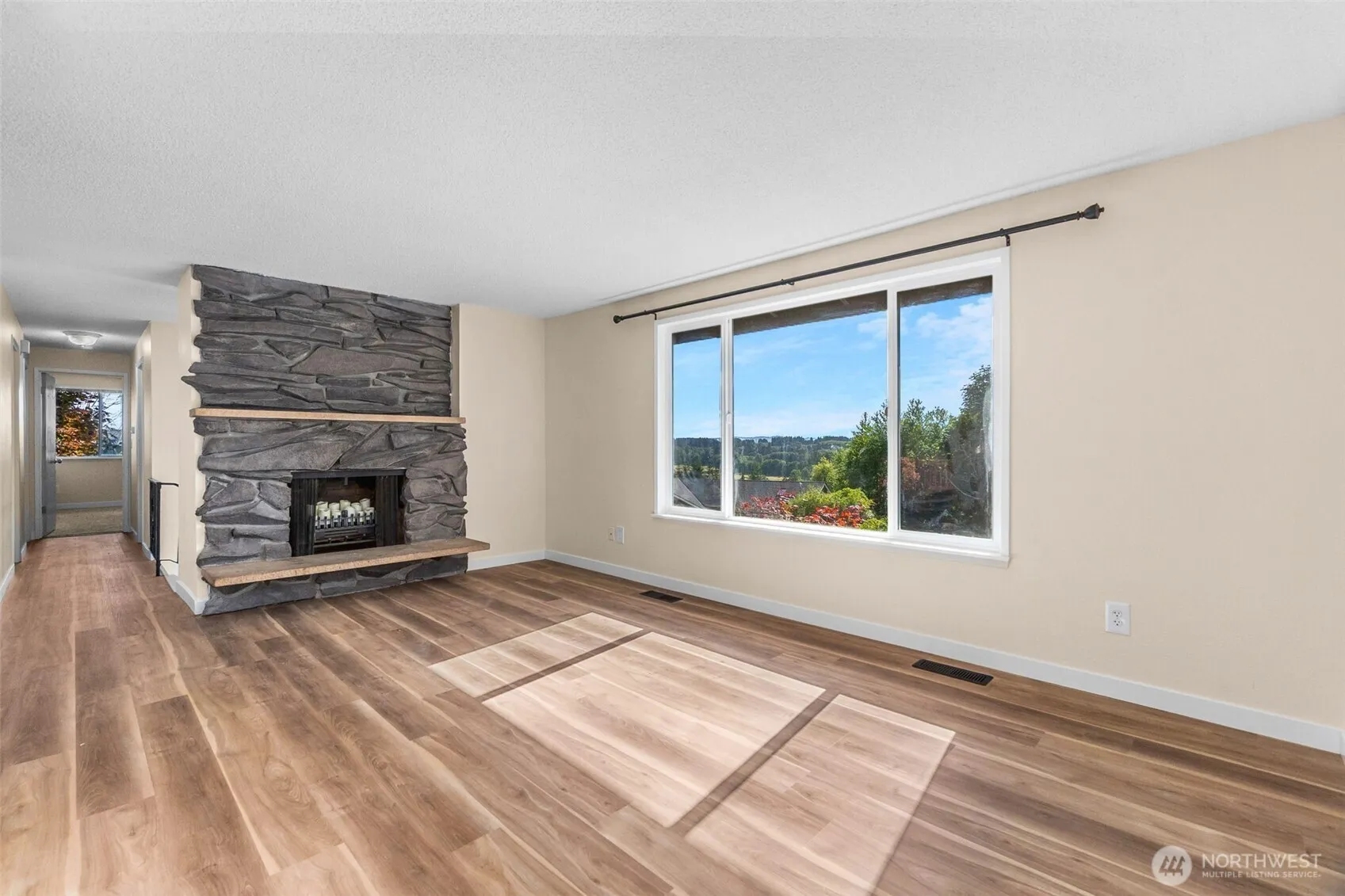 Property photo for 602 Val Vista Drive, Montesano photo 5