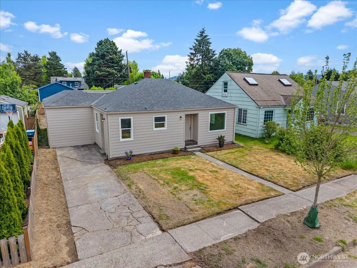 Property photo for 440 25th Avenue, Longview
