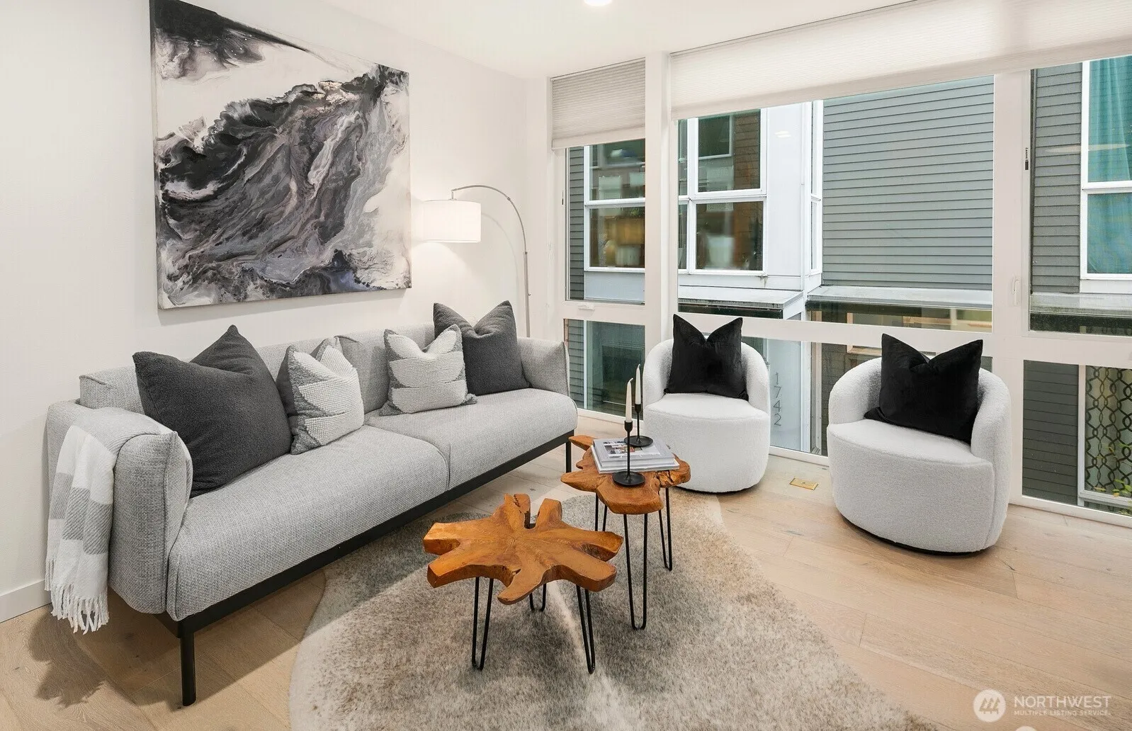 Property photo for 1740 12th Avenue S #c, Seattle photo 3