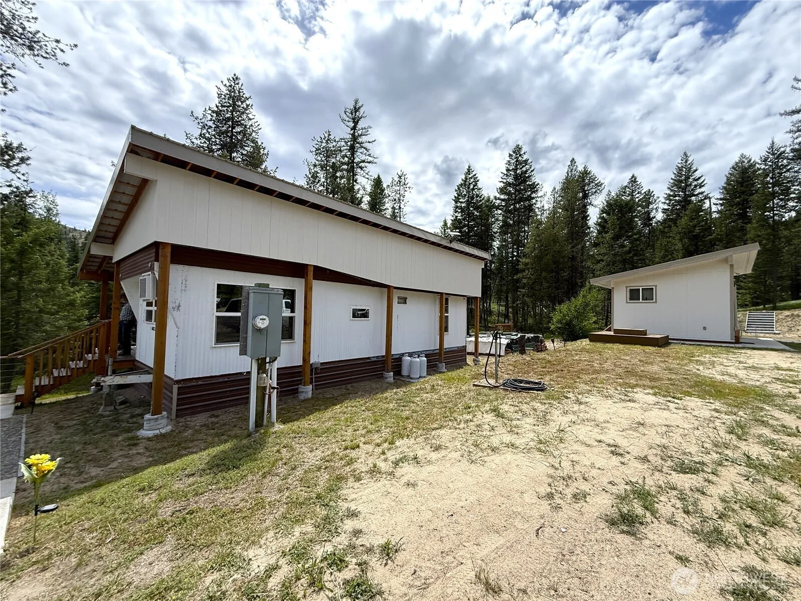 Property photo for 2 Hazel Lane, Republic