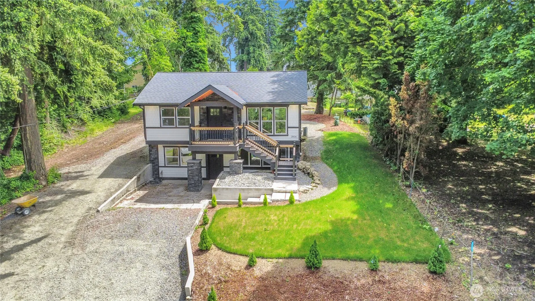 Property photo for 1804 13th Avenue, Milton