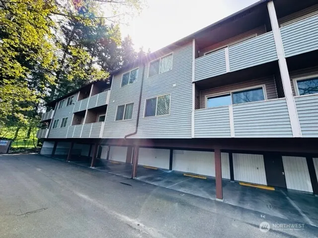 Property photo for 5631 Highway Place #10, Everett