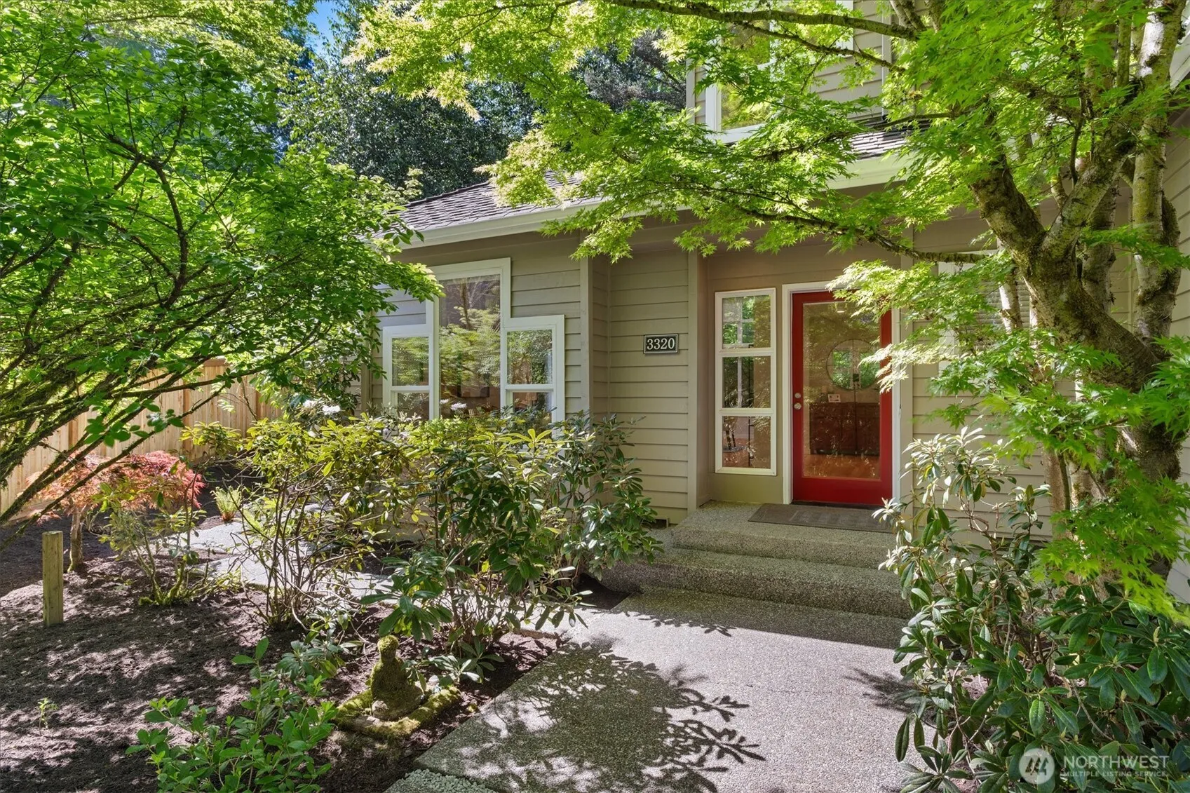 Property photo for 3320 165th Place Ne, Bellevue