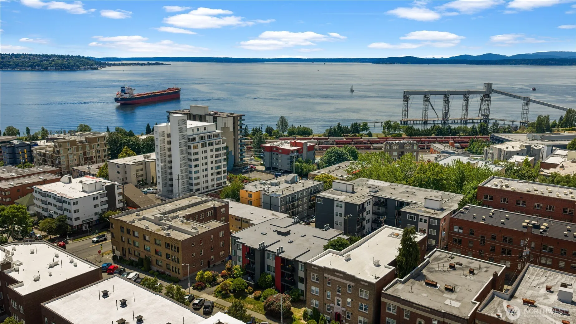 Property photo for 613 W 4th Avenue #103, Seattle