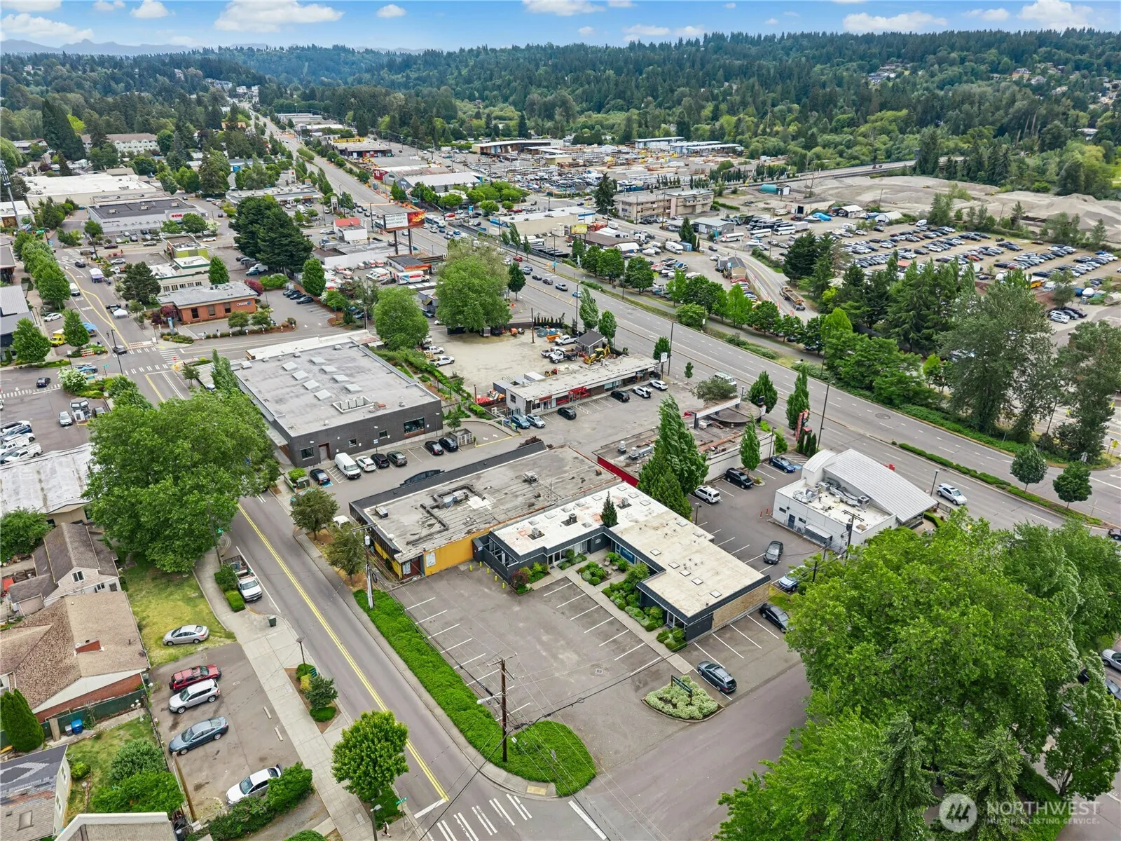 Property photo for 6505 Ne 181st Street, Kenmore photo 4