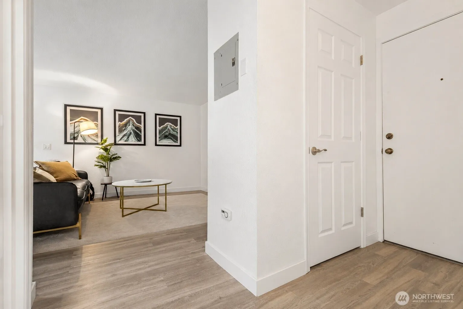 Property photo for 8747 Phinney Avenue N #7, Seattle photo 3