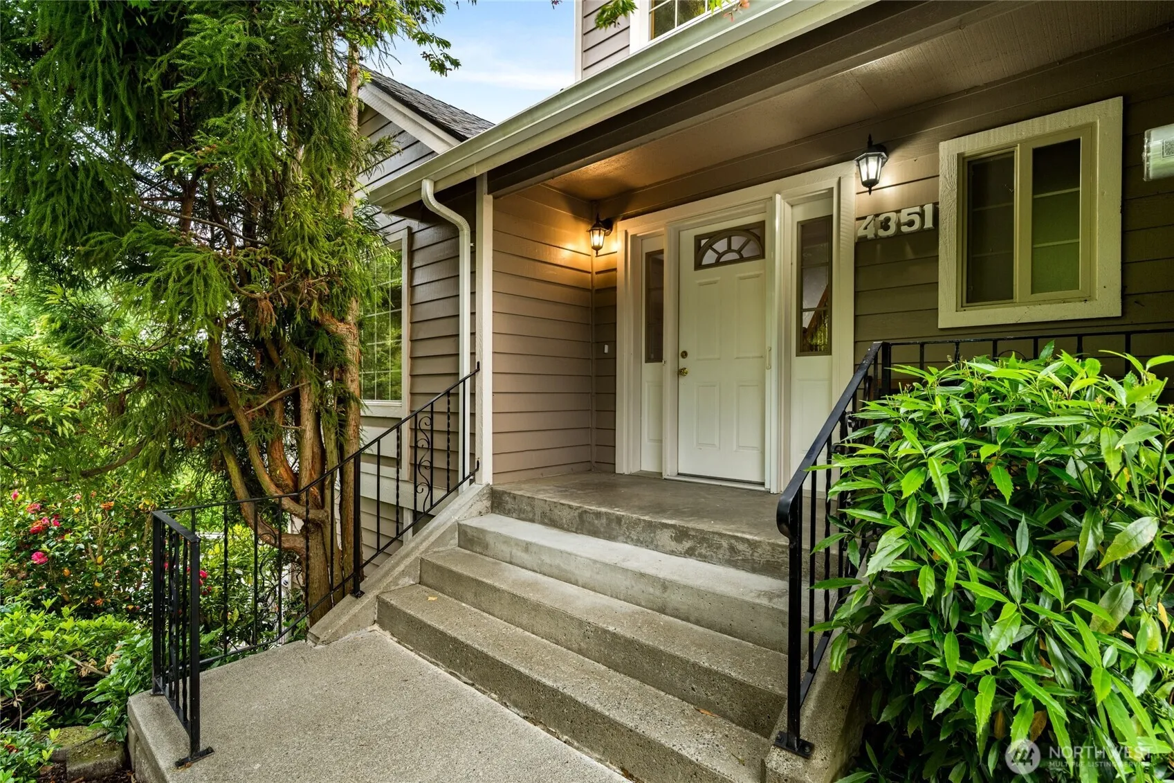 Property photo for 4351 Gooding Avenue, Bellingham