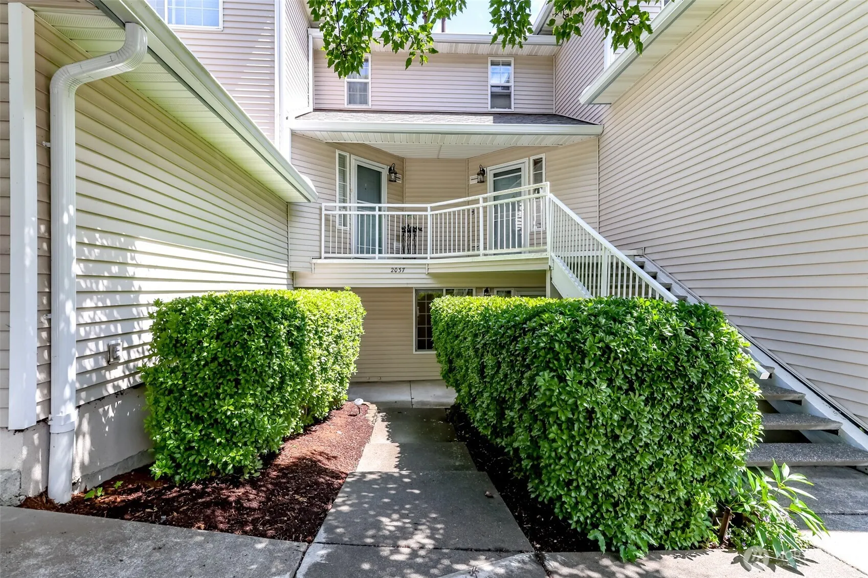 Property photo for 2037 S 368th Place, Federal Way