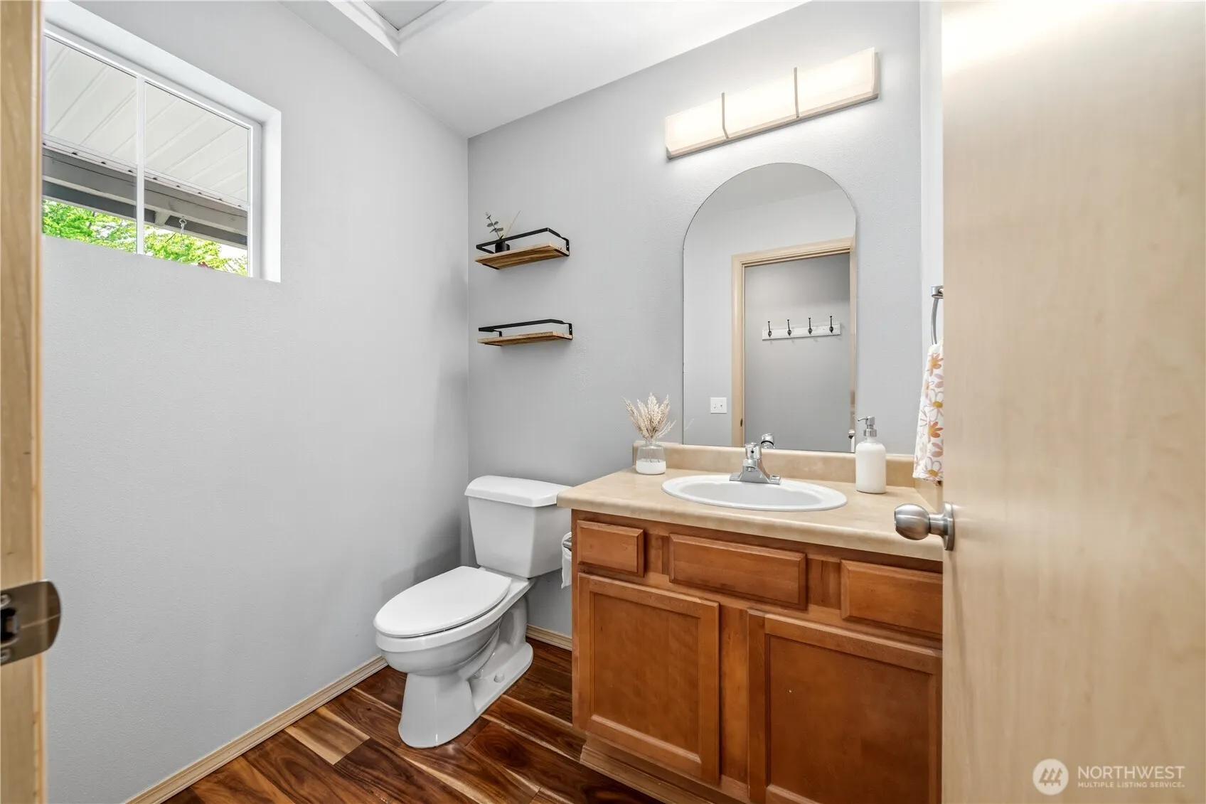 Property photo for 629 Ruby Peak Avenue, Mount Vernon photo 4