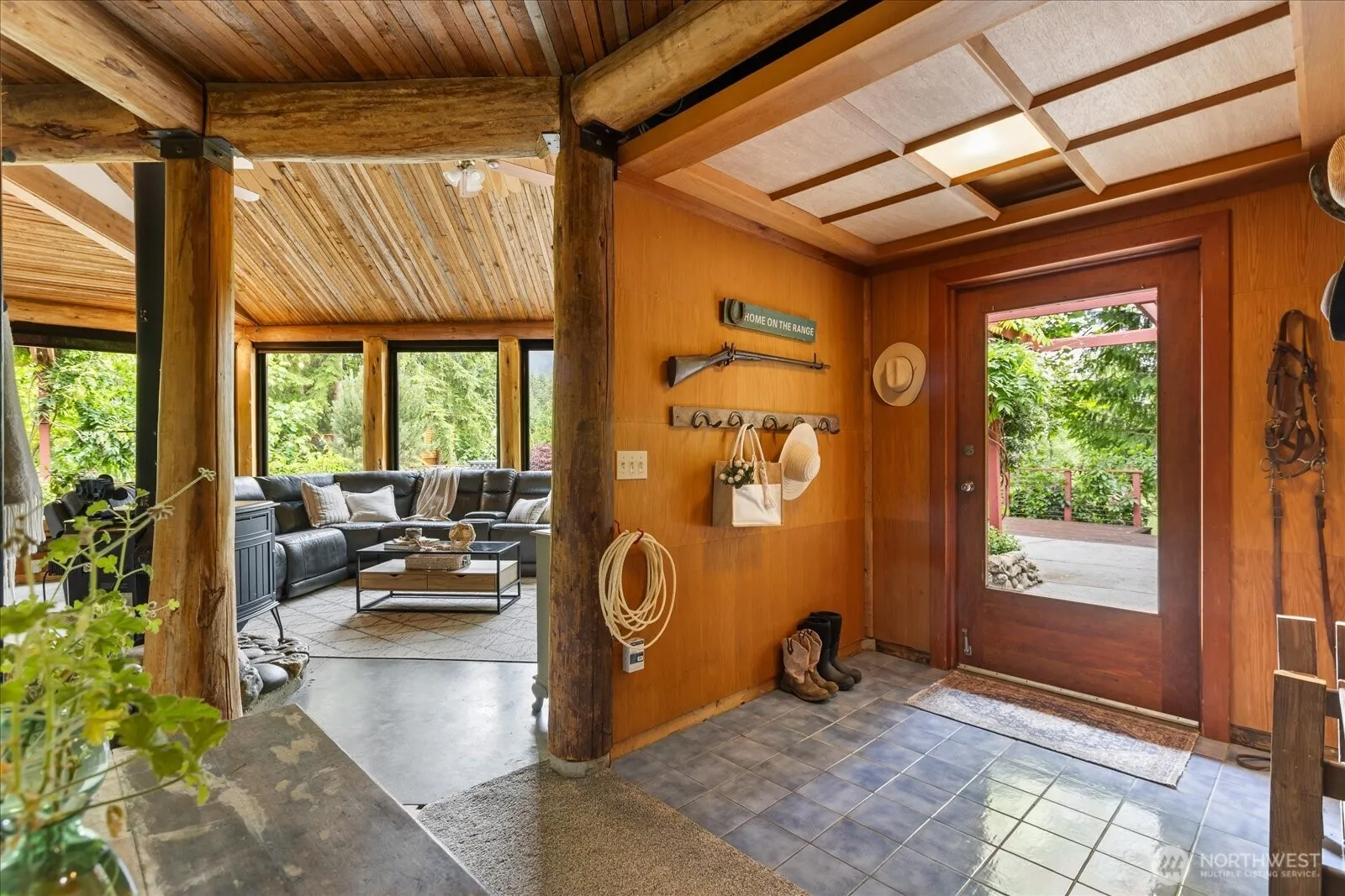 Property photo for 27346 Lake Cavanaugh Road, Mount Vernon photo 3