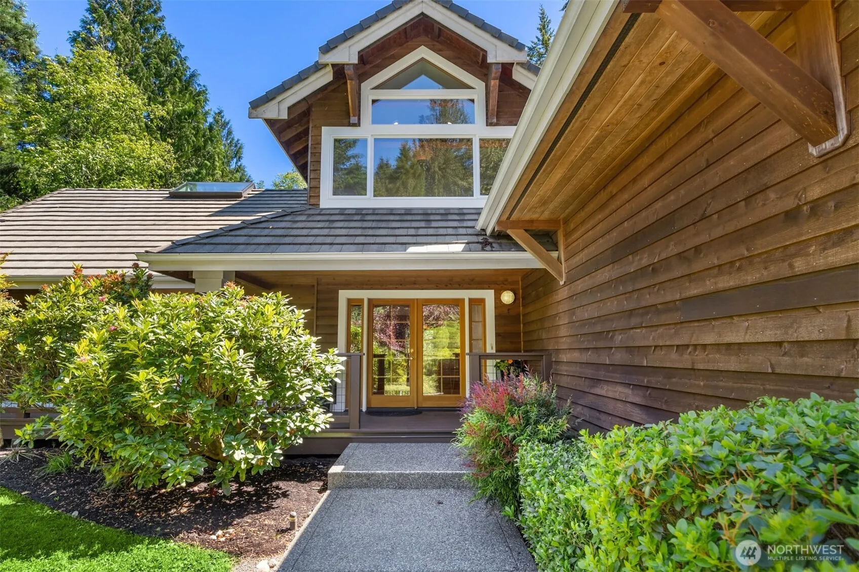 Property photo for 10199 Affirmed Lane Ne, Bainbridge Island photo 3