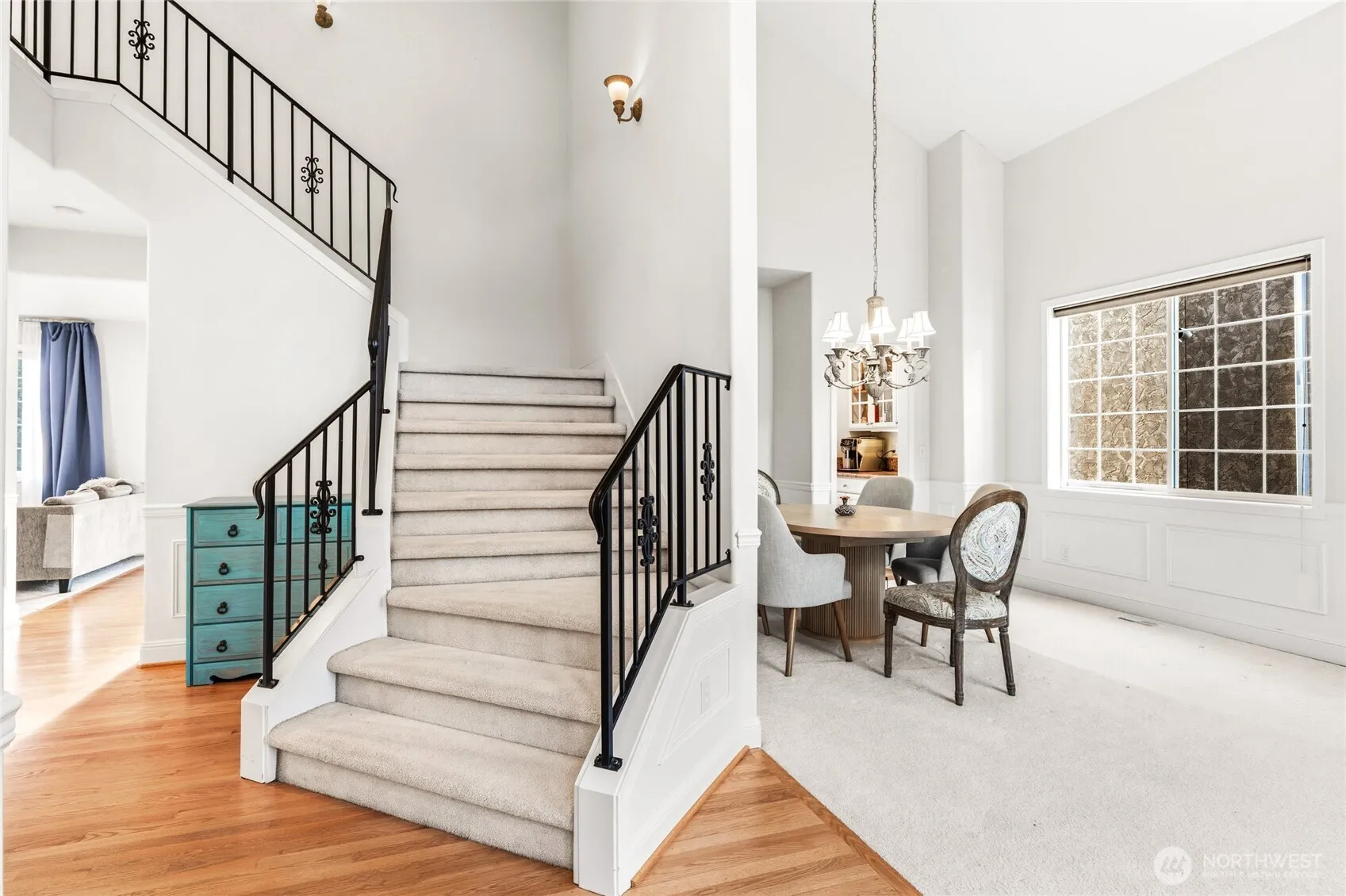Property photo for 8218 Ne 187th Way, Kenmore photo 5