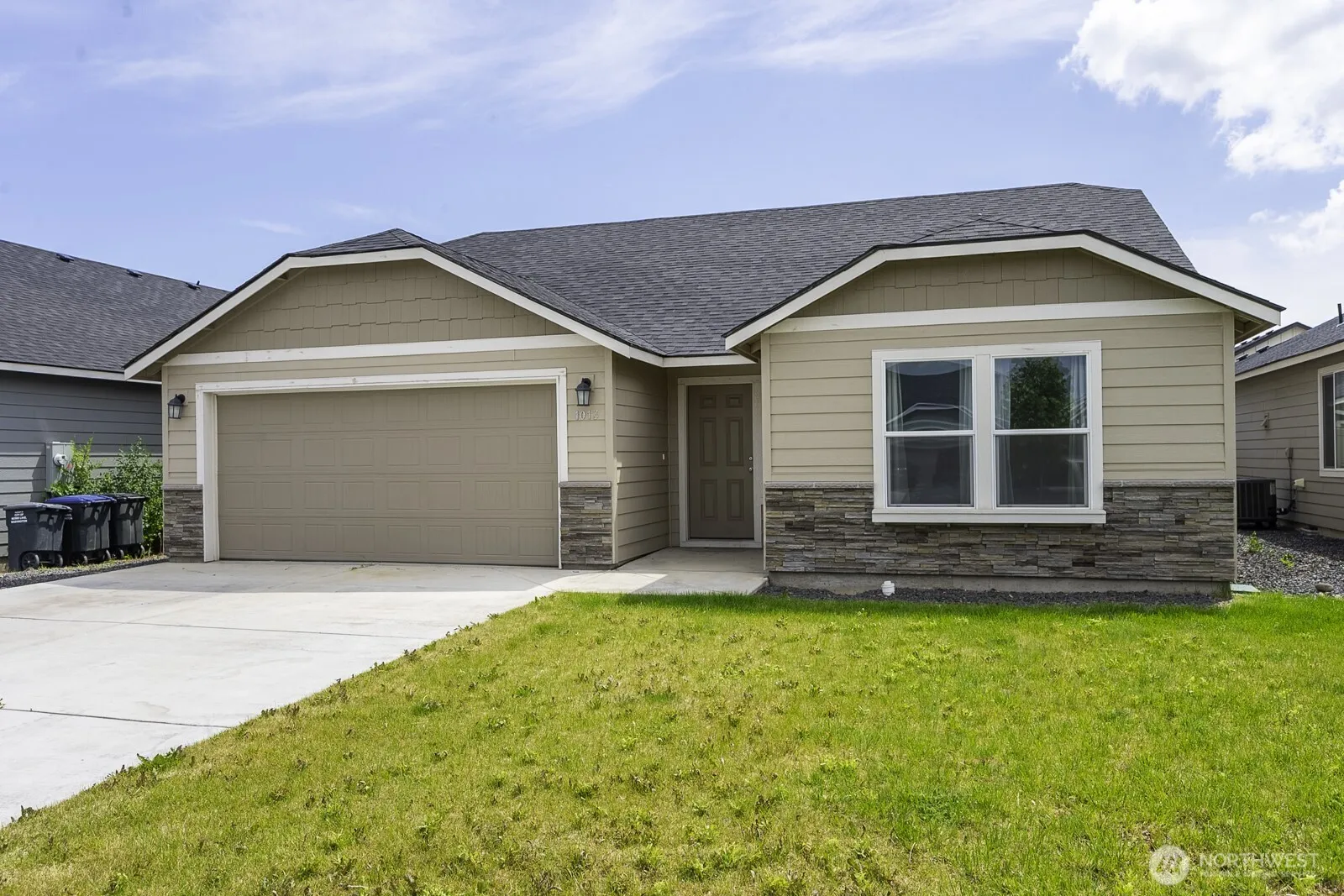 Property photo for 1013 W Maple Drive, Moses Lake photo 4