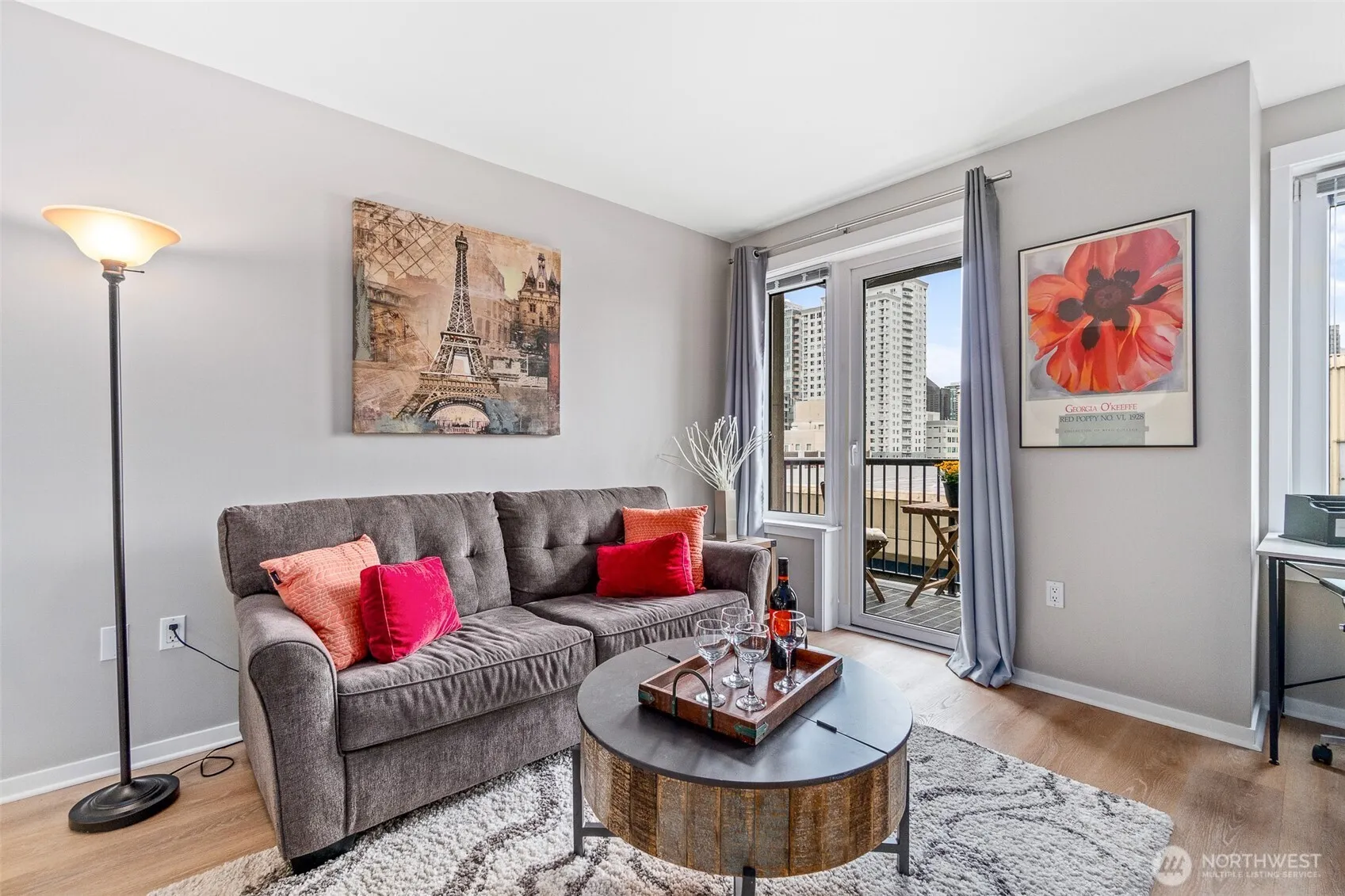 Property photo for 2721 1st Avenue #809, Seattle photo 5