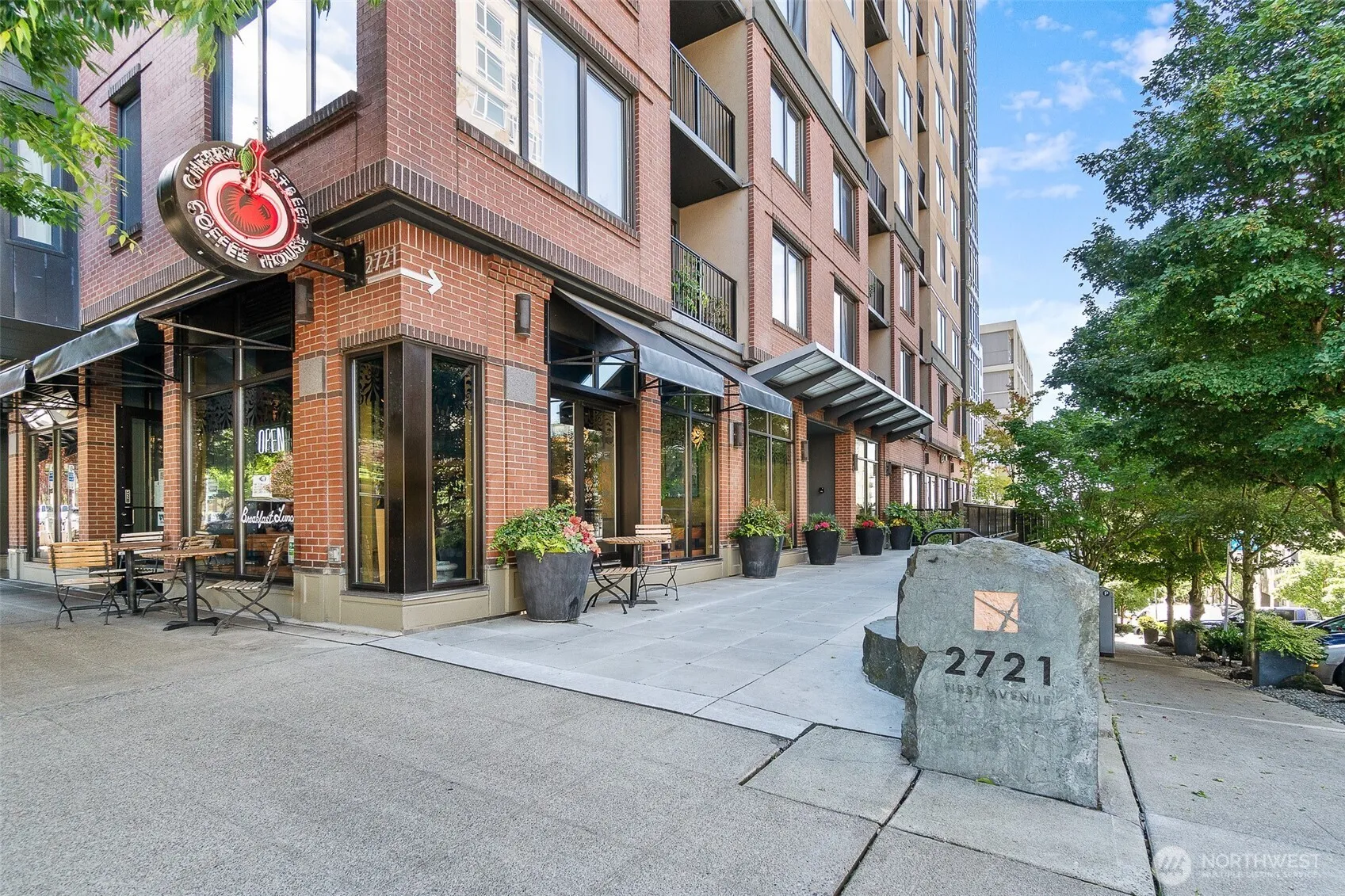 Property photo for 2721 1st Avenue #809, Seattle