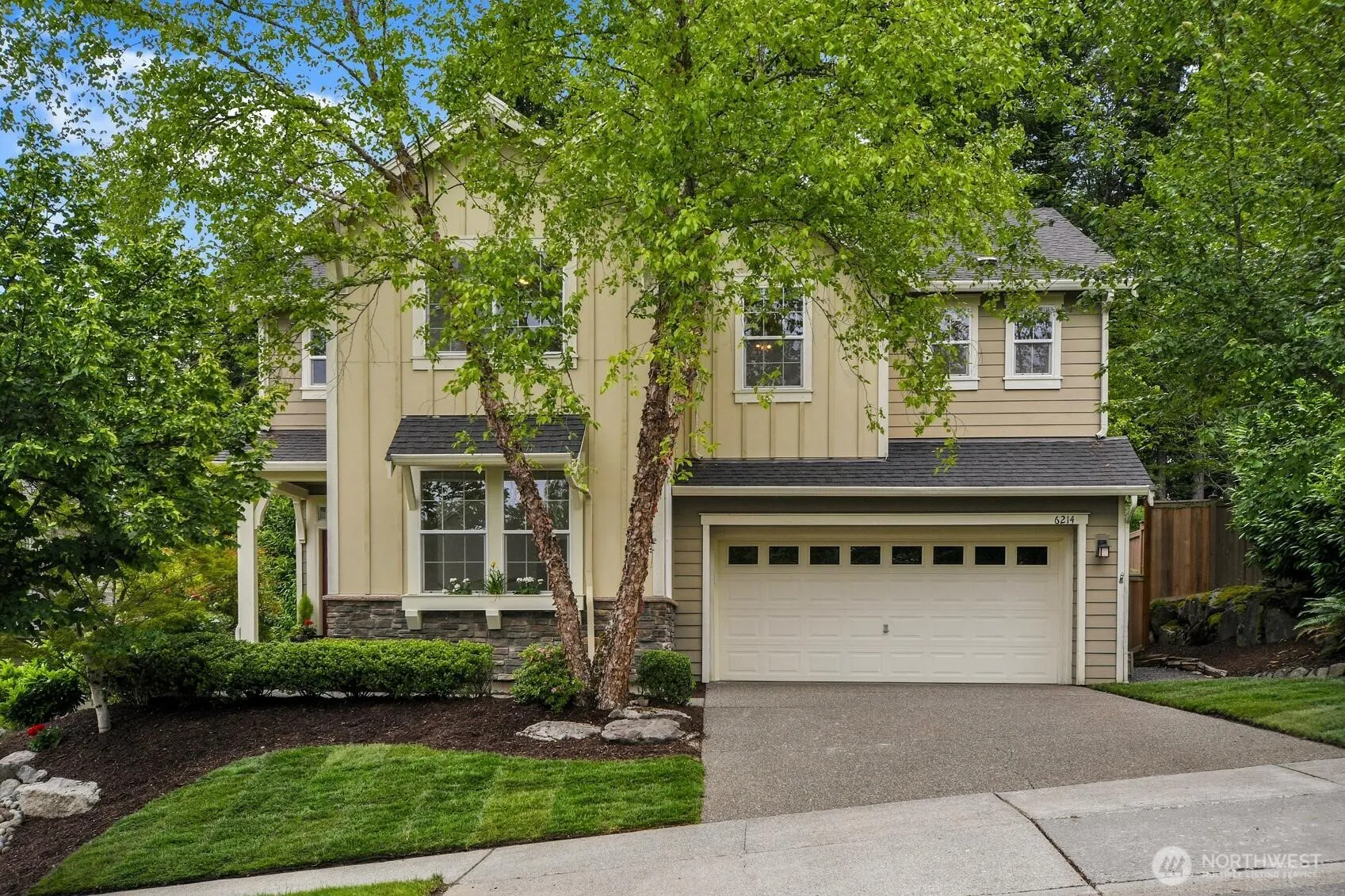 Property photo for 6214 Douglas Avenue Se, Snoqualmie