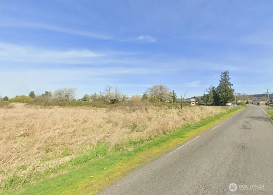 Property photo for 305 Tacoma Boulevard, Pacific photo 3