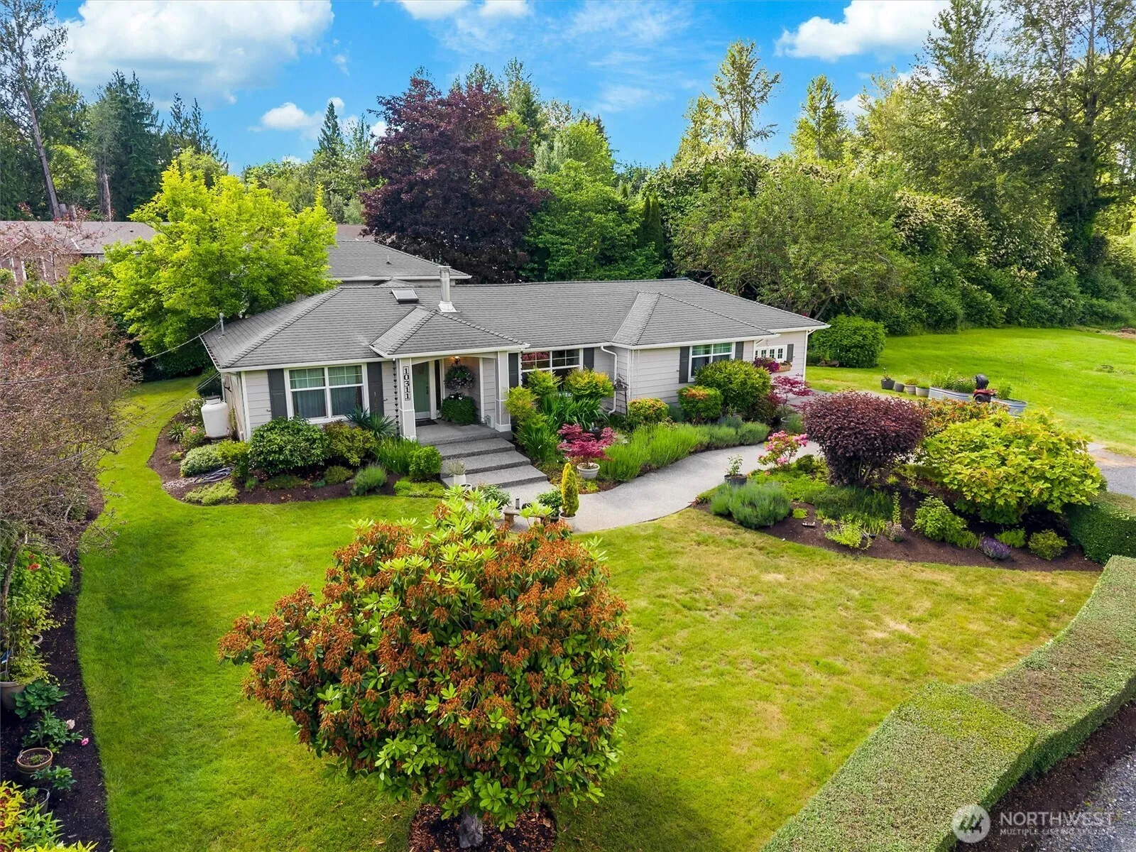 Property photo for 10311 Lundeen Parkway, Lake Stevens photo 2