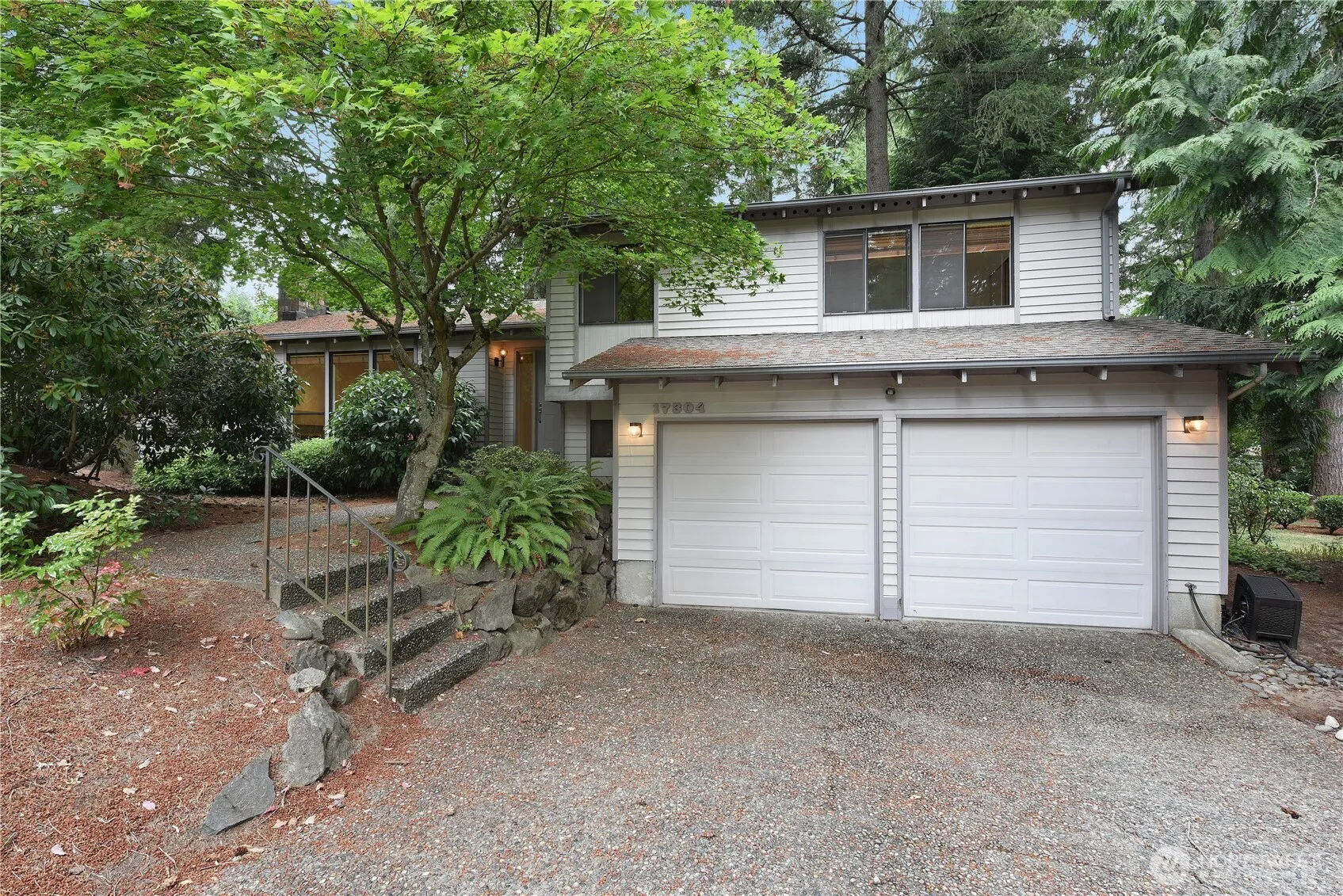 Property photo for 17304 Ne 34th Street, Redmond