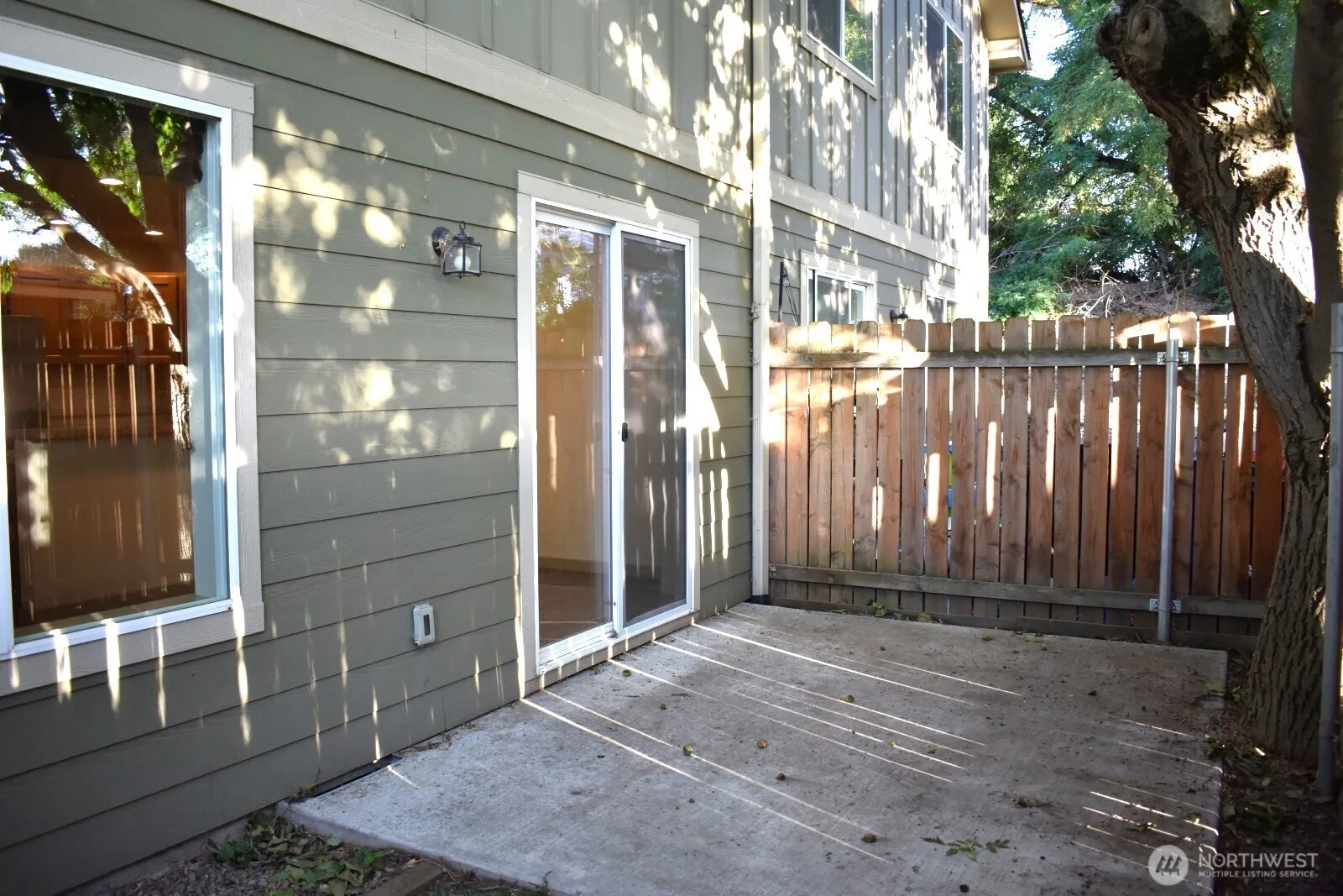 Property photo for 218 E Whitman Drive, College Place photo 2