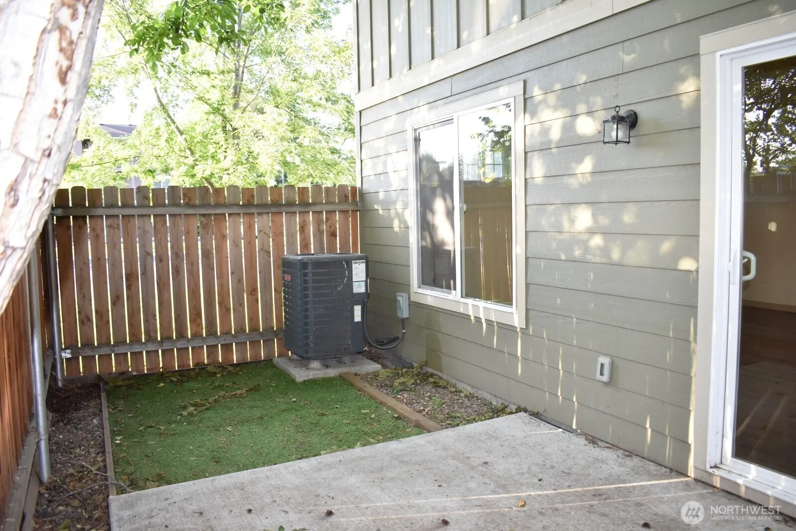 Property photo for 218 E Whitman Drive, College Place photo 3