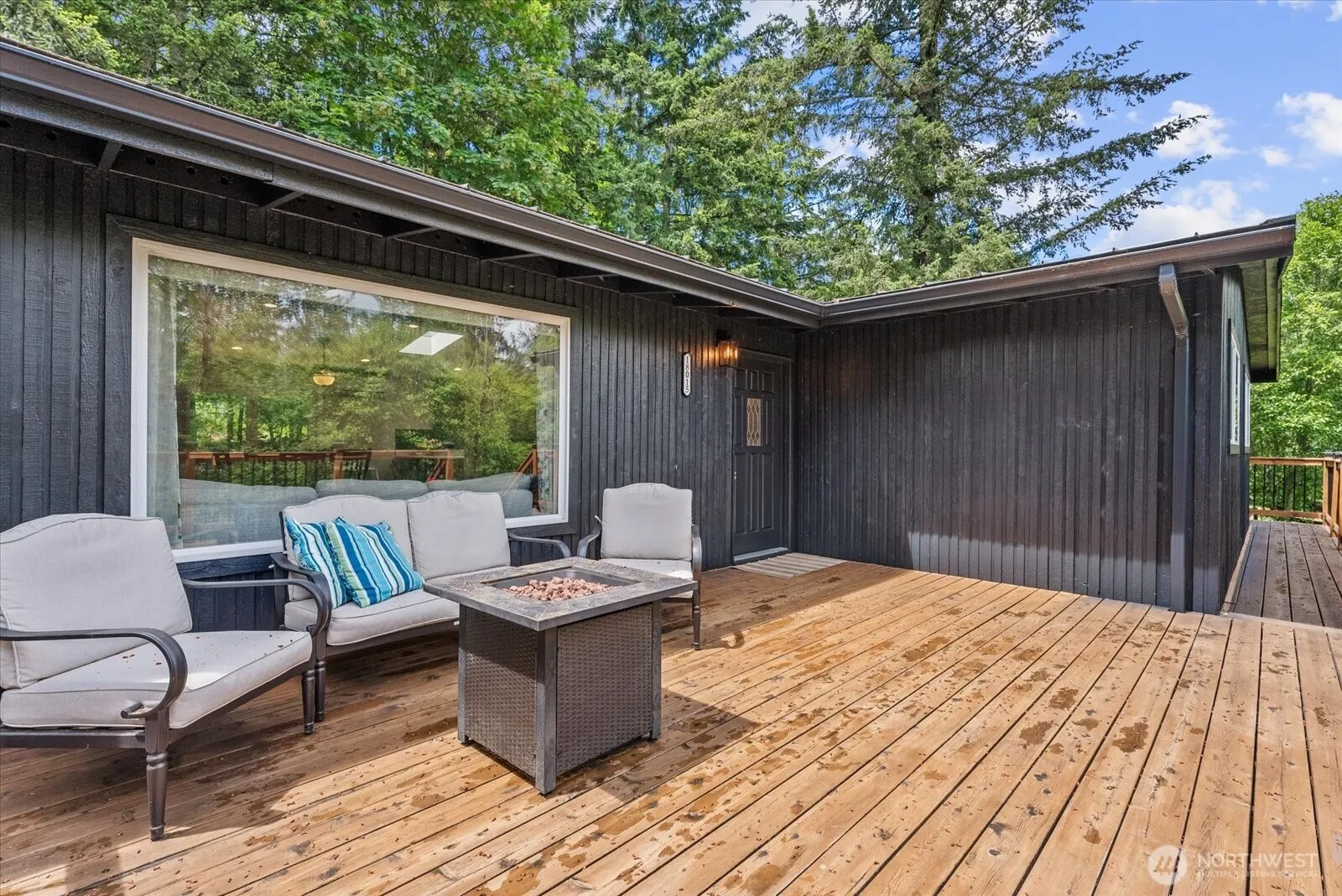 Property photo for 18015 248th Ave Se, Maple Valley photo 4