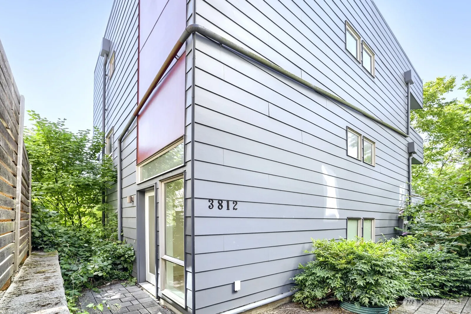Property photo for 3812 Whitman Avenue N, Seattle photo 2