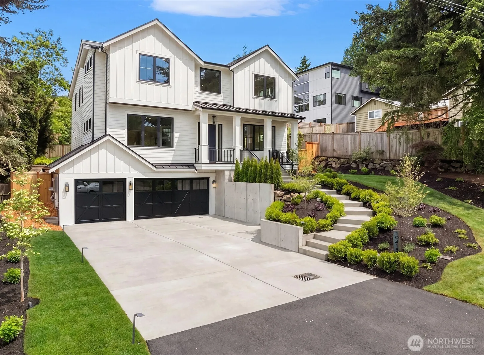 Property photo for 10415 Se 13th Street, Bellevue