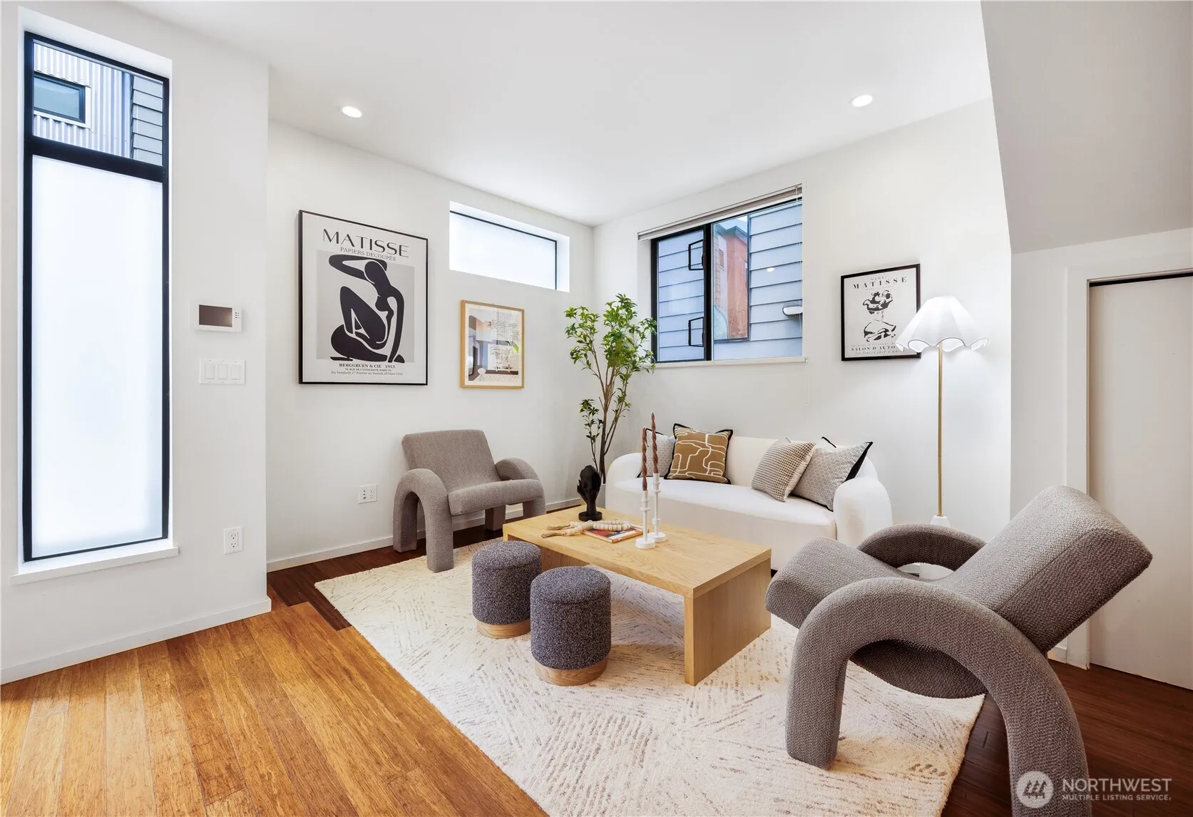 Property photo for 1808 11th Avenue #b, Seattle photo 4