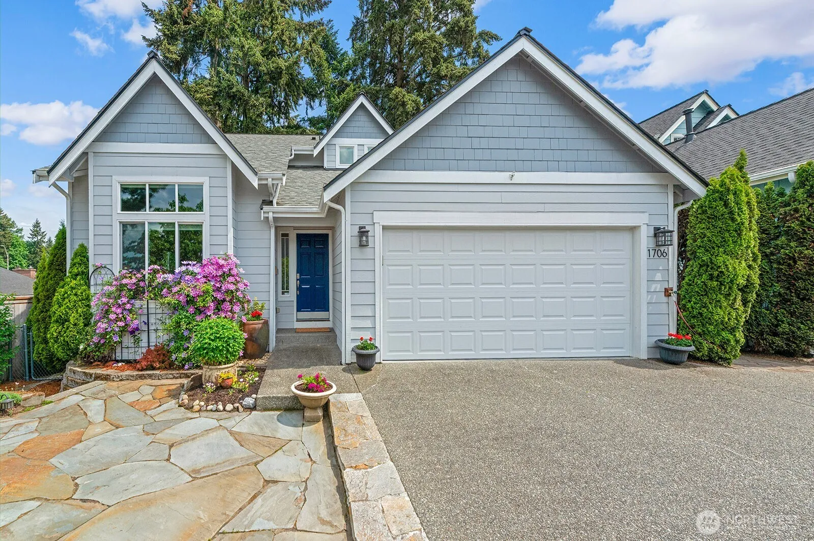 Property photo for 1706 Ne 27th Place, Renton