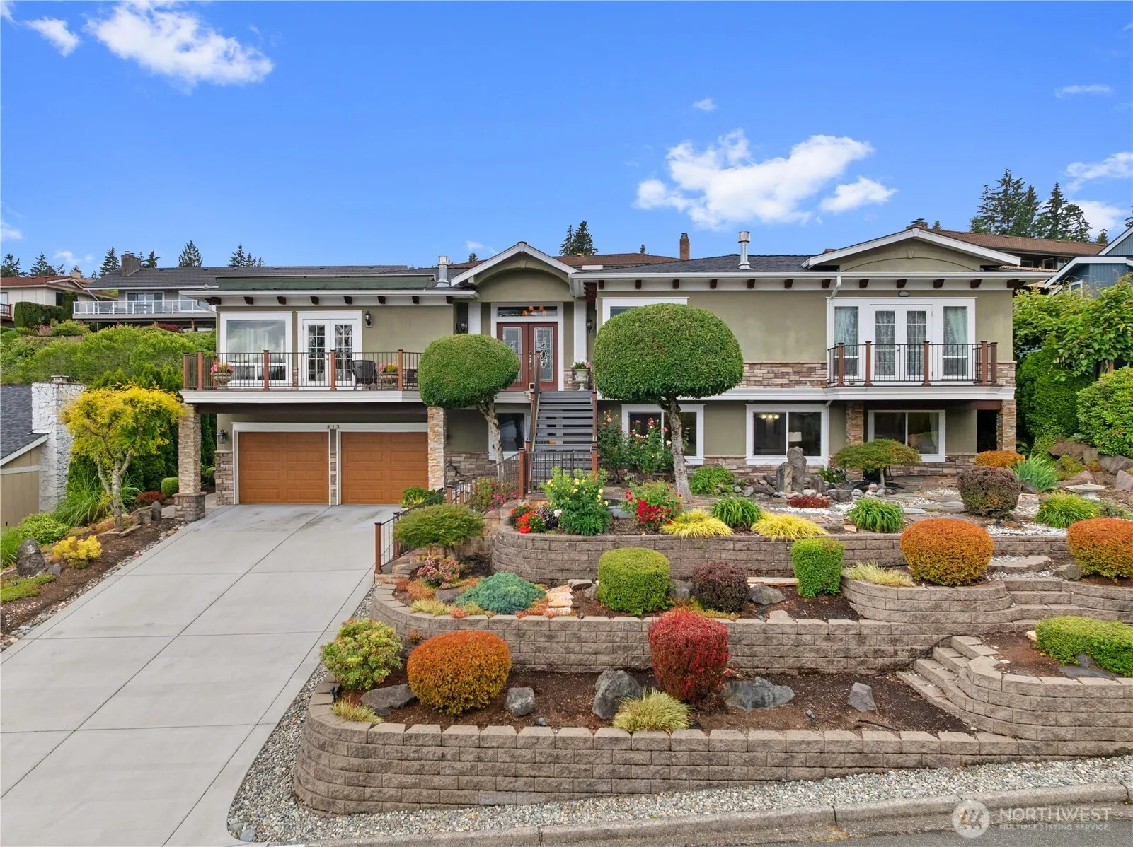 Property photo for 413 174th Place Ne, Bellevue