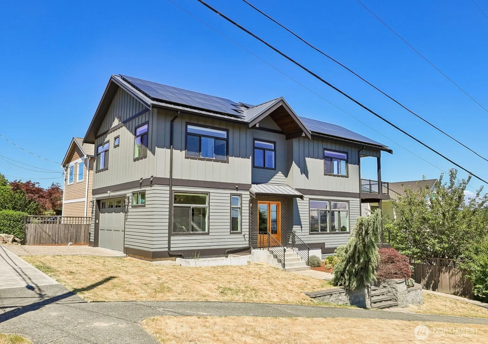Property photo for 2460 W Lynn Street, Seattle