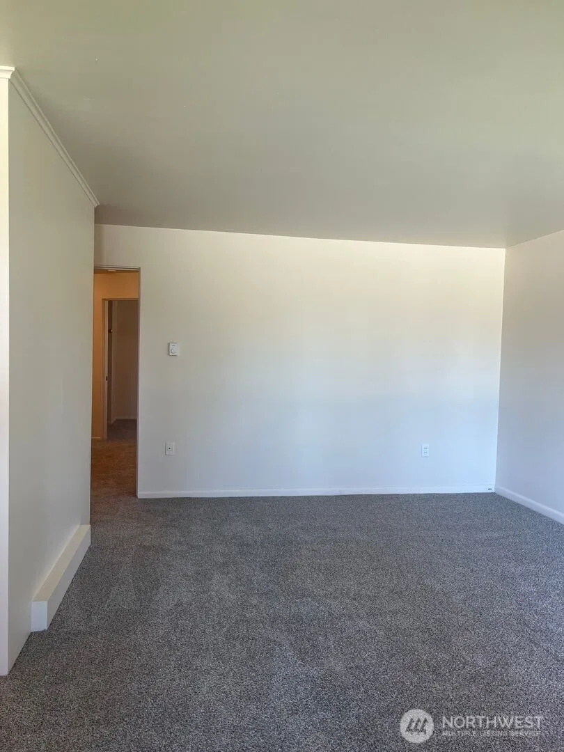 Property photo for 5127 Colby Avenue #2, Everett photo 4