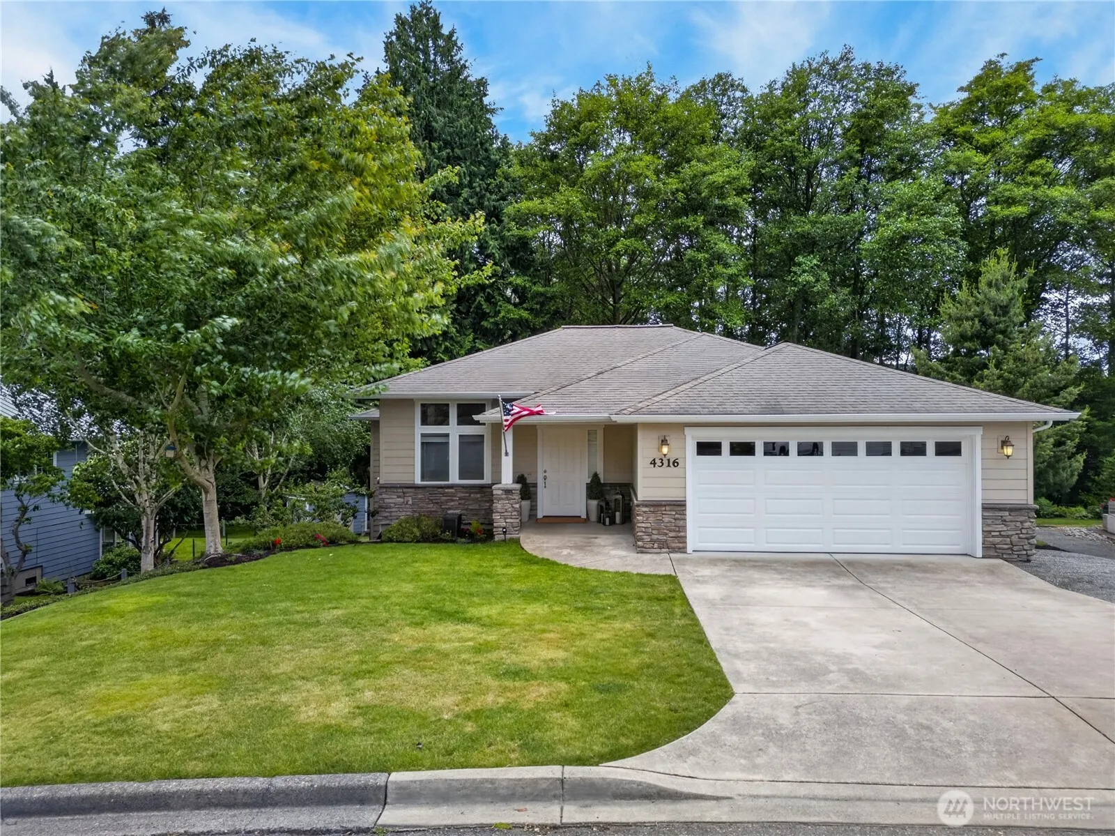 Property photo for 4316 Tyler Way, Anacortes