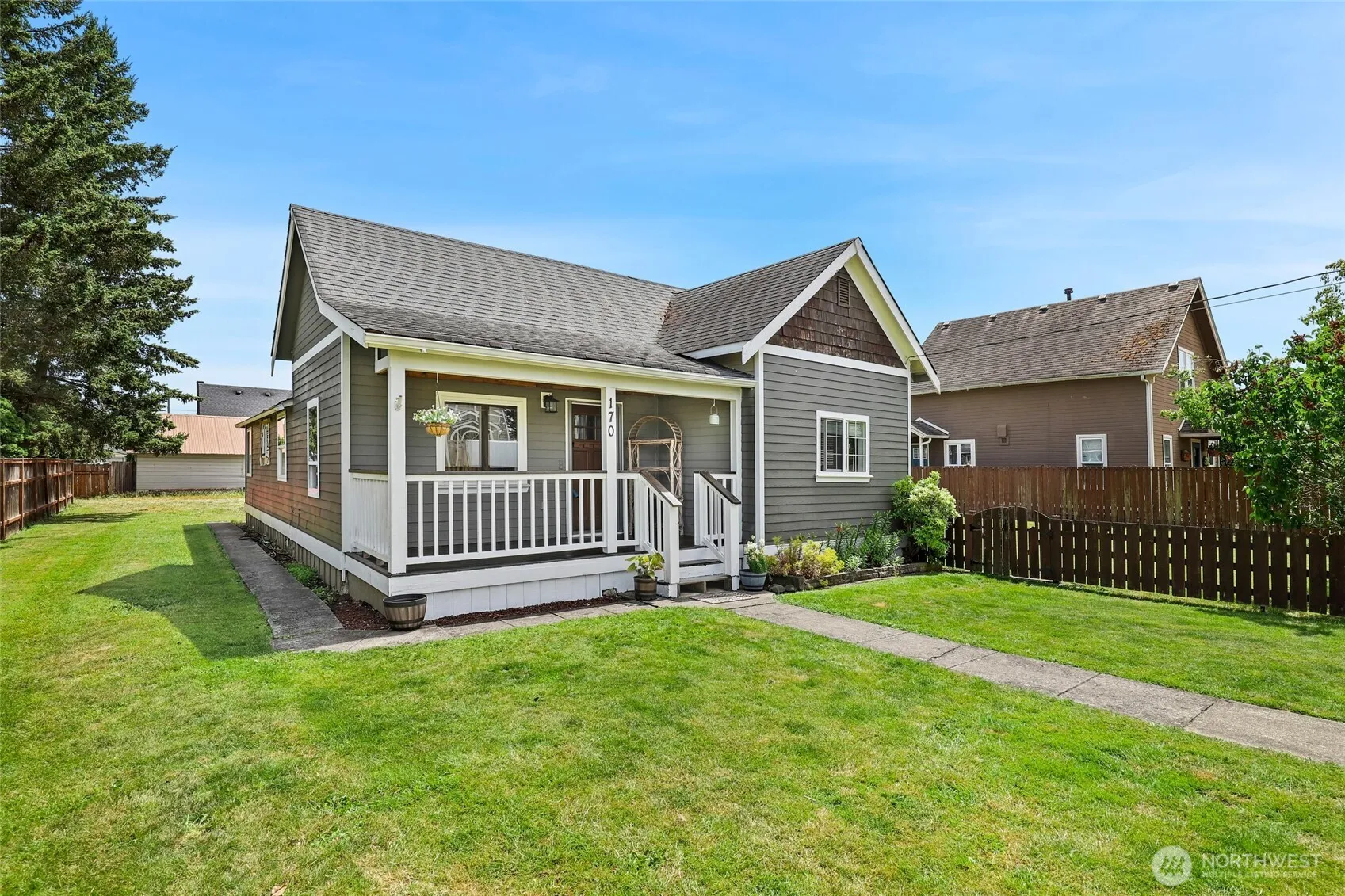 Property photo for 170 S B Street, Buckley