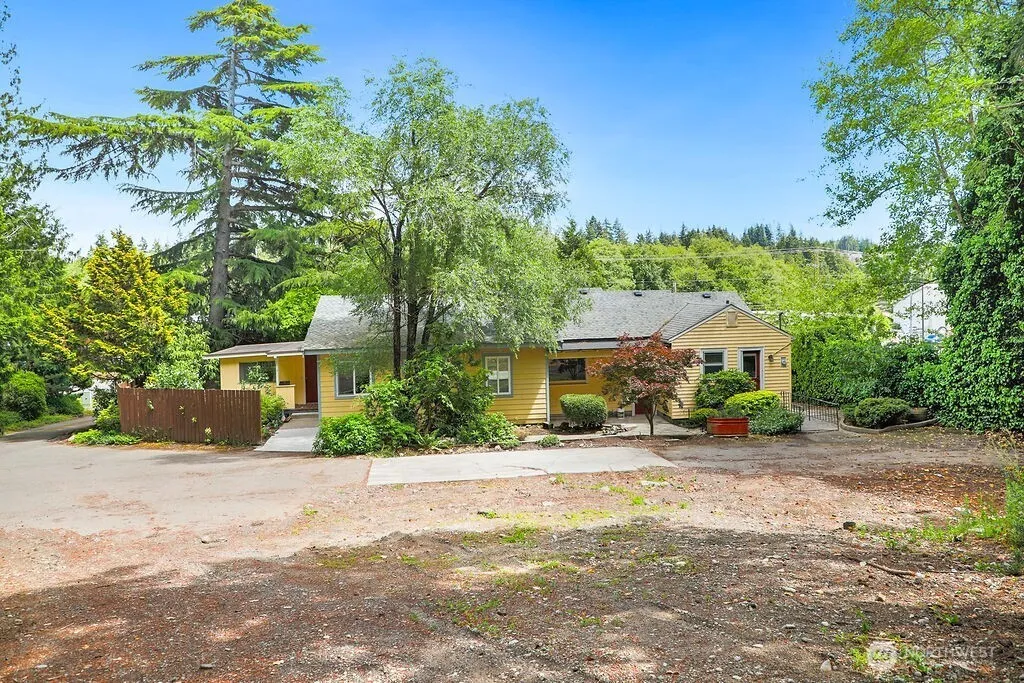 Property photo for 20487 Viking Avenue Nw, Poulsbo photo 3