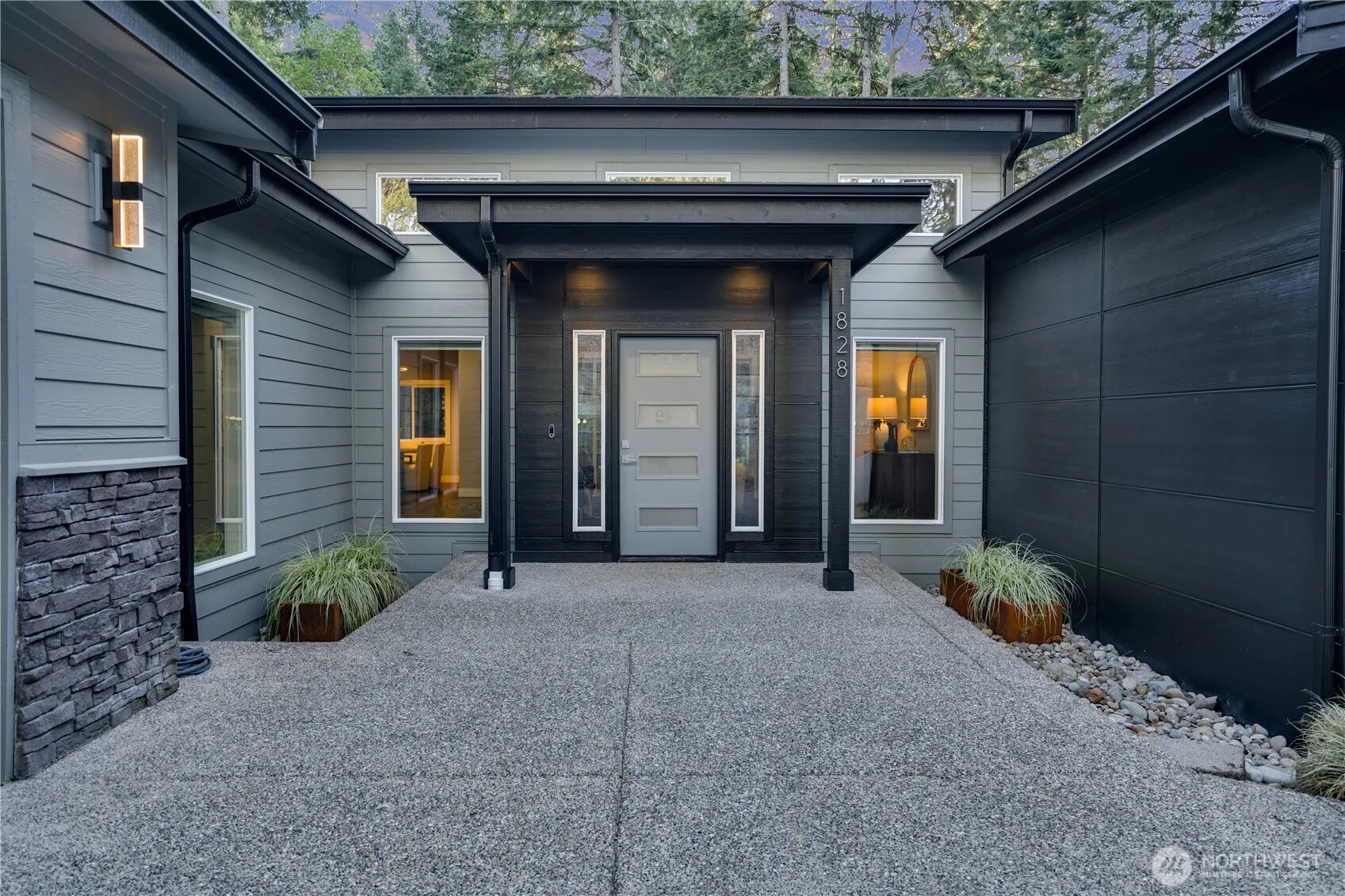 Property photo for 1828 Clorindi Circle Nw, Gig Harbor photo 3