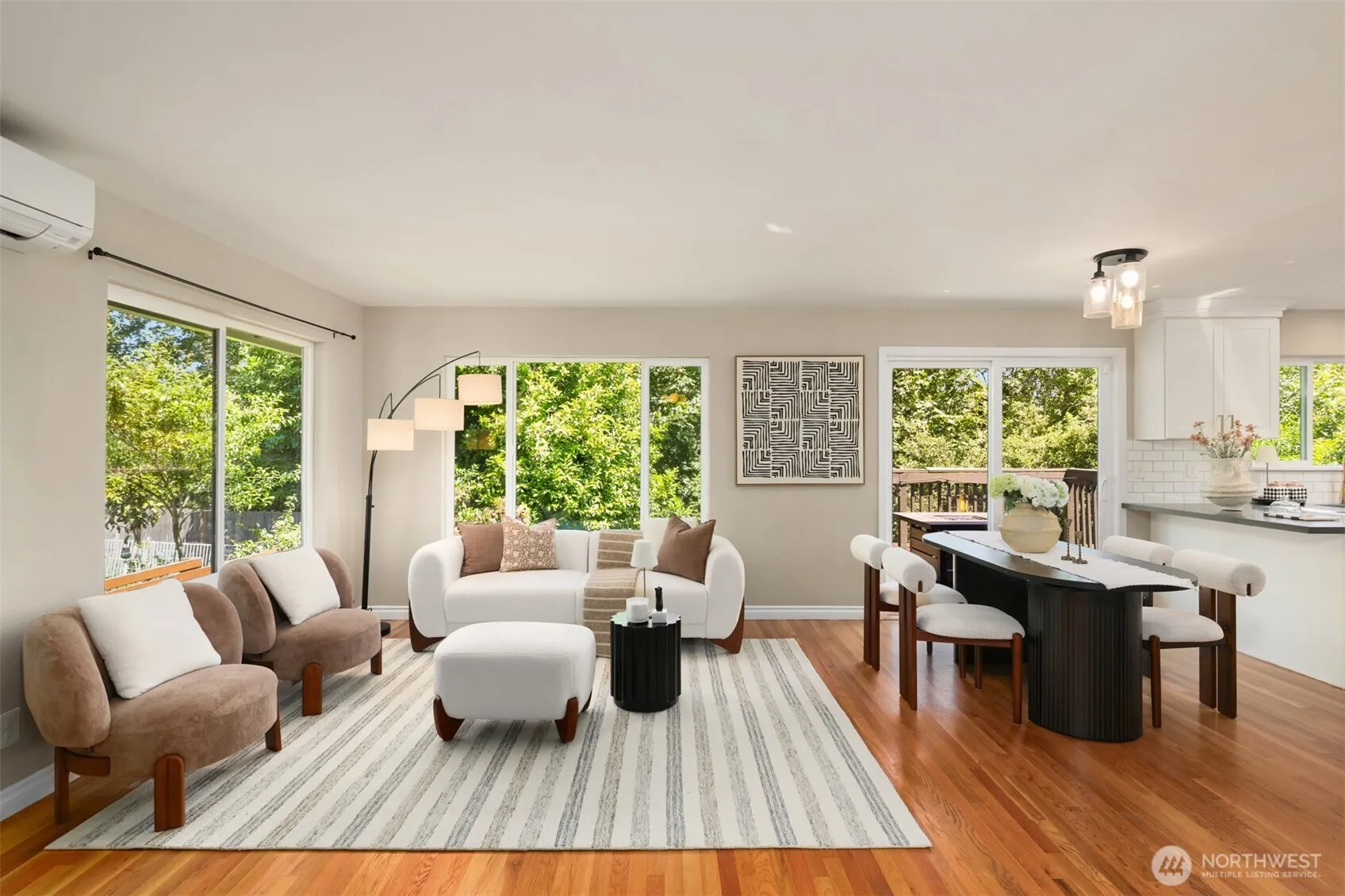 Property photo for 10750 66th Avenue S, Seattle photo 4