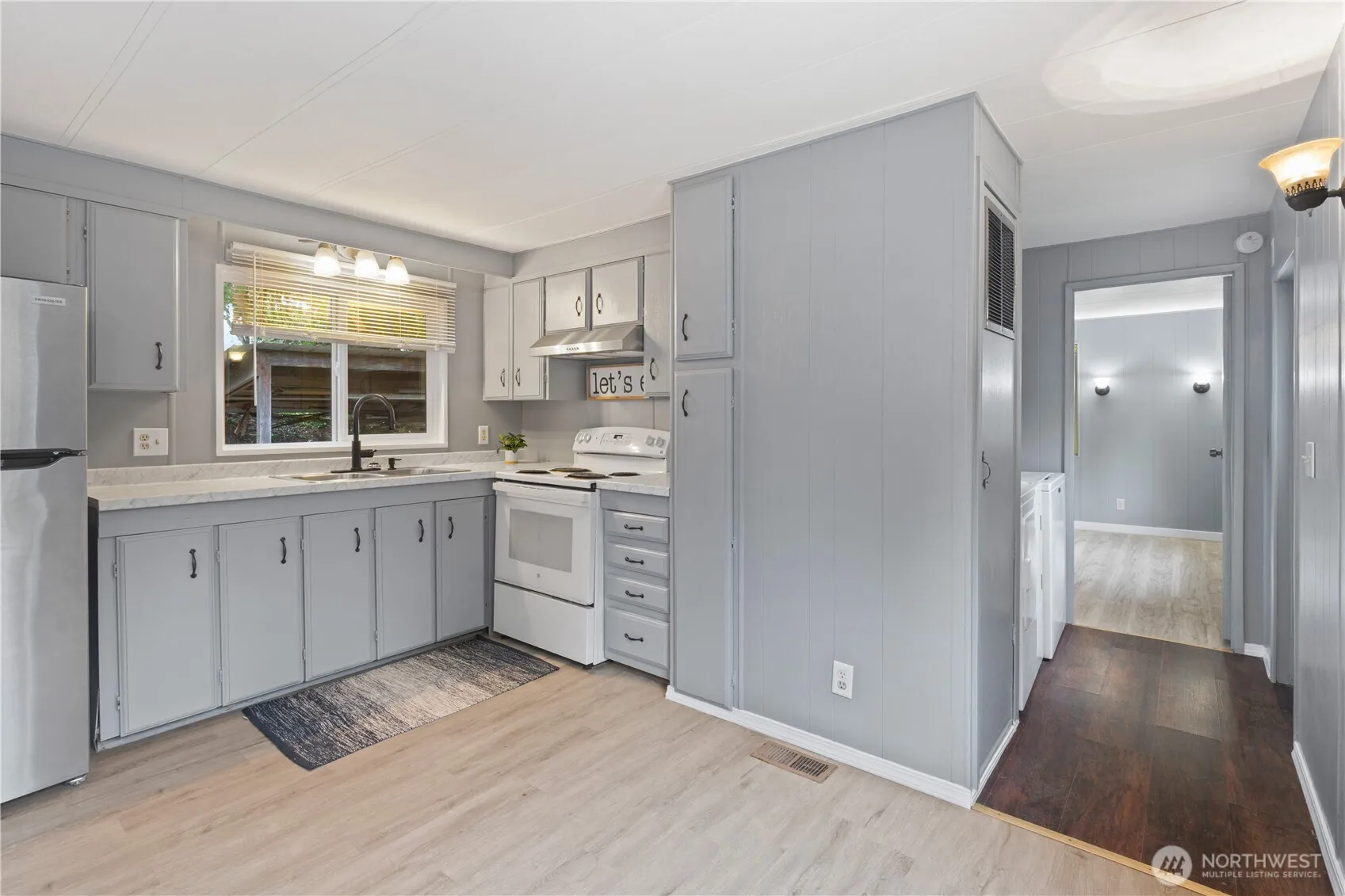 Property photo for 2284 Yew Street Road #e-1, Bellingham photo 5