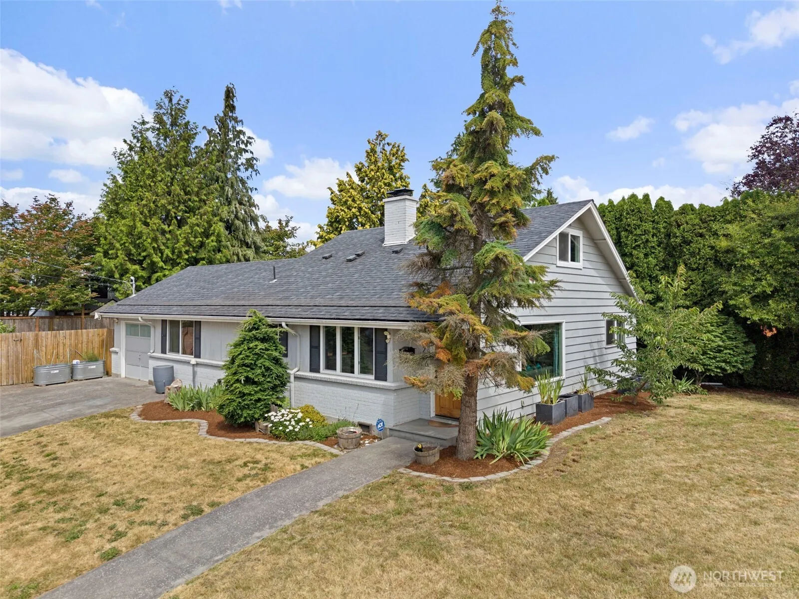 Property photo for 1206 Sw Myrtle Street, Seattle
