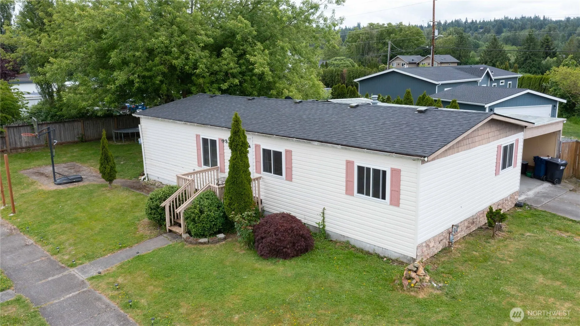 Property photo for 1706 N 32nd Place, Mount Vernon