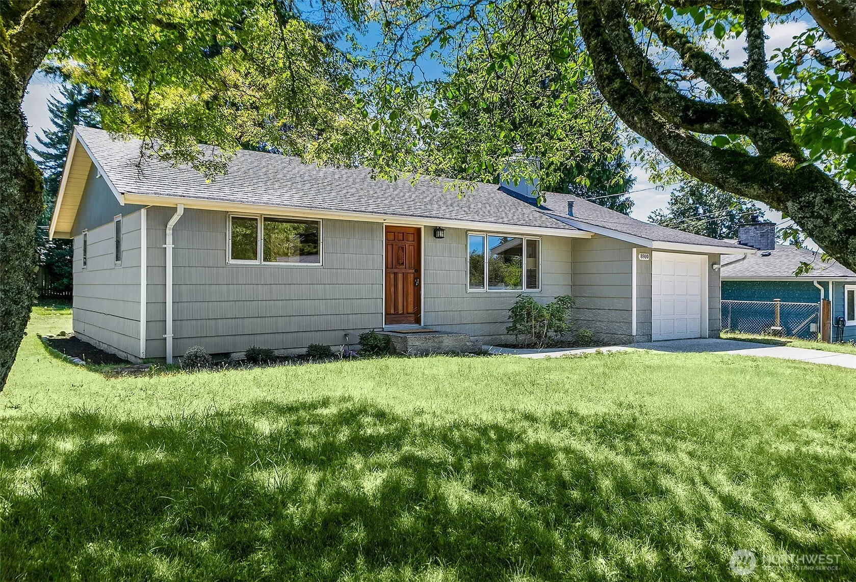 Property photo for 8910 217th Street Sw, Edmonds